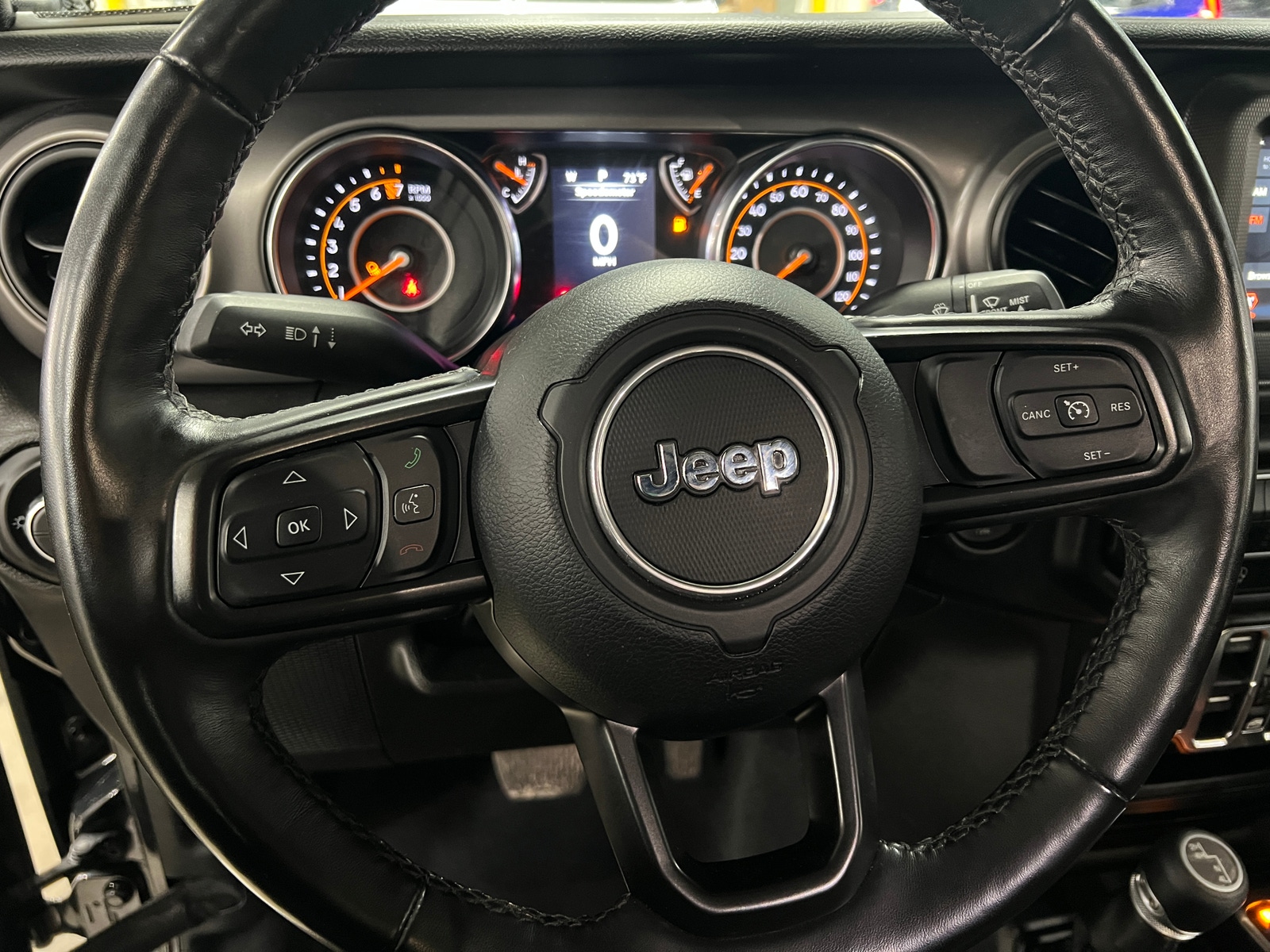 Thumbnail: 2022 Jeep Gladiator - 5