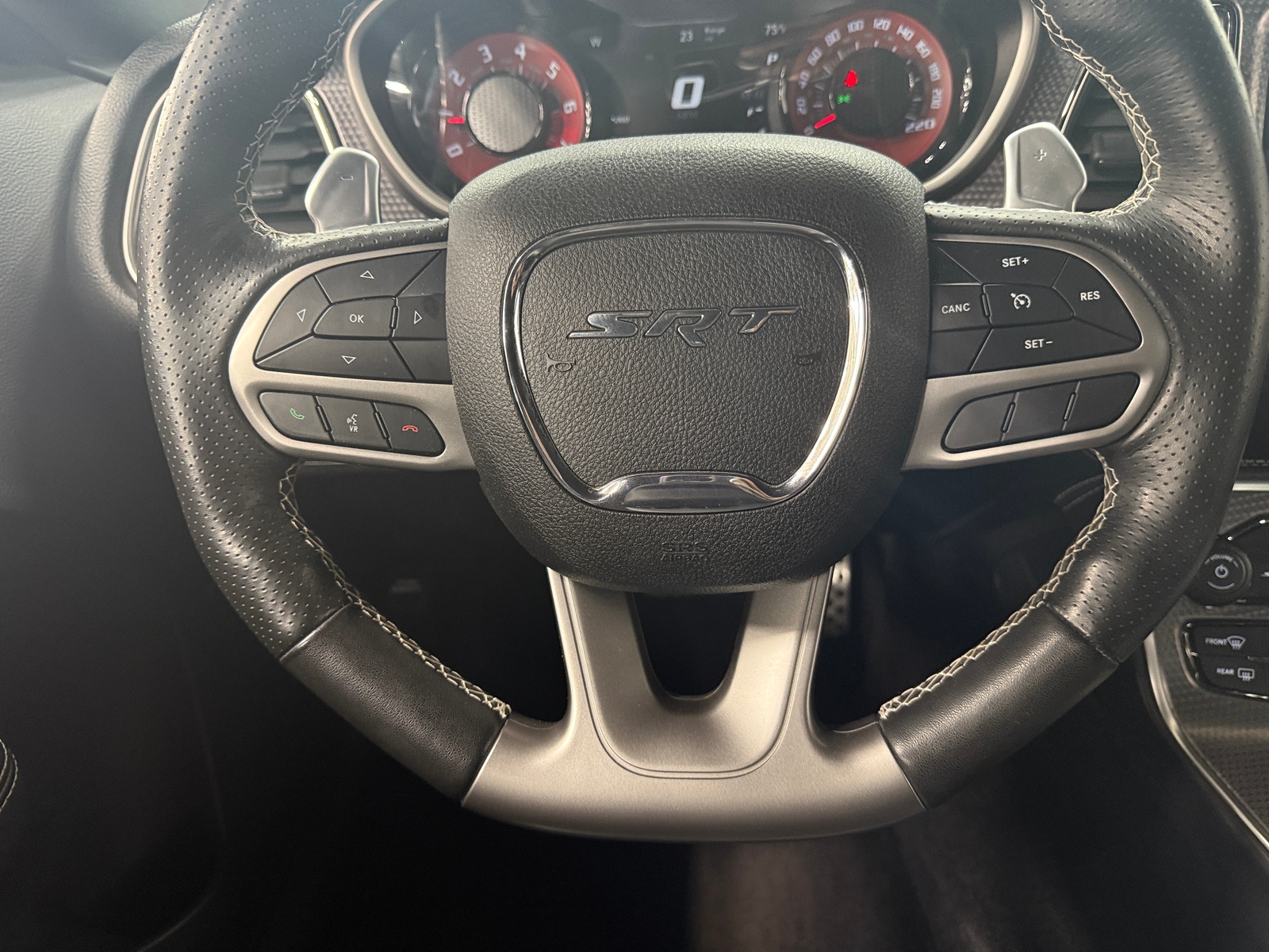 Thumbnail: 2019 Dodge Challenger - 3