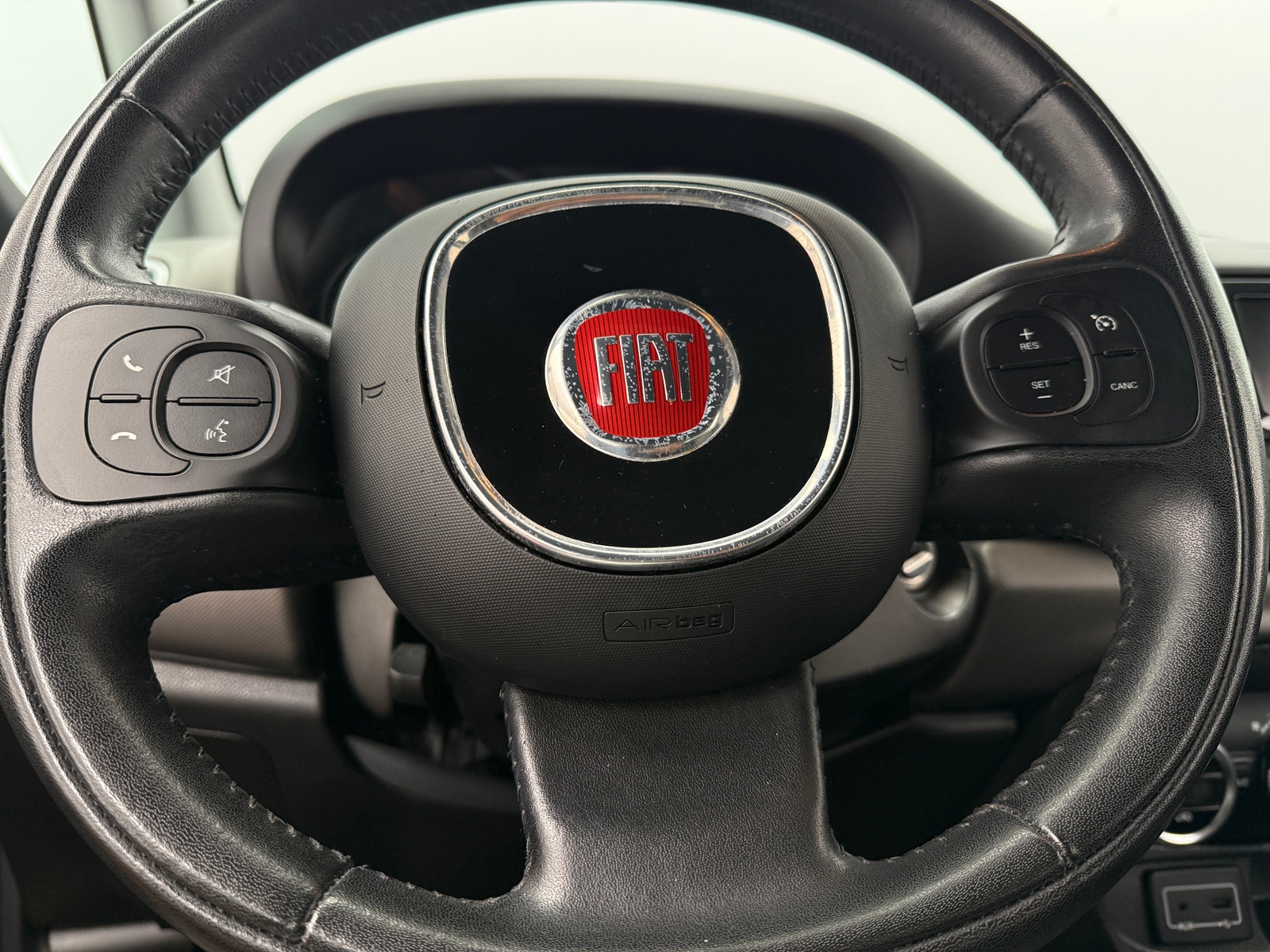 Thumbnail: 2016 Fiat 500L - 5