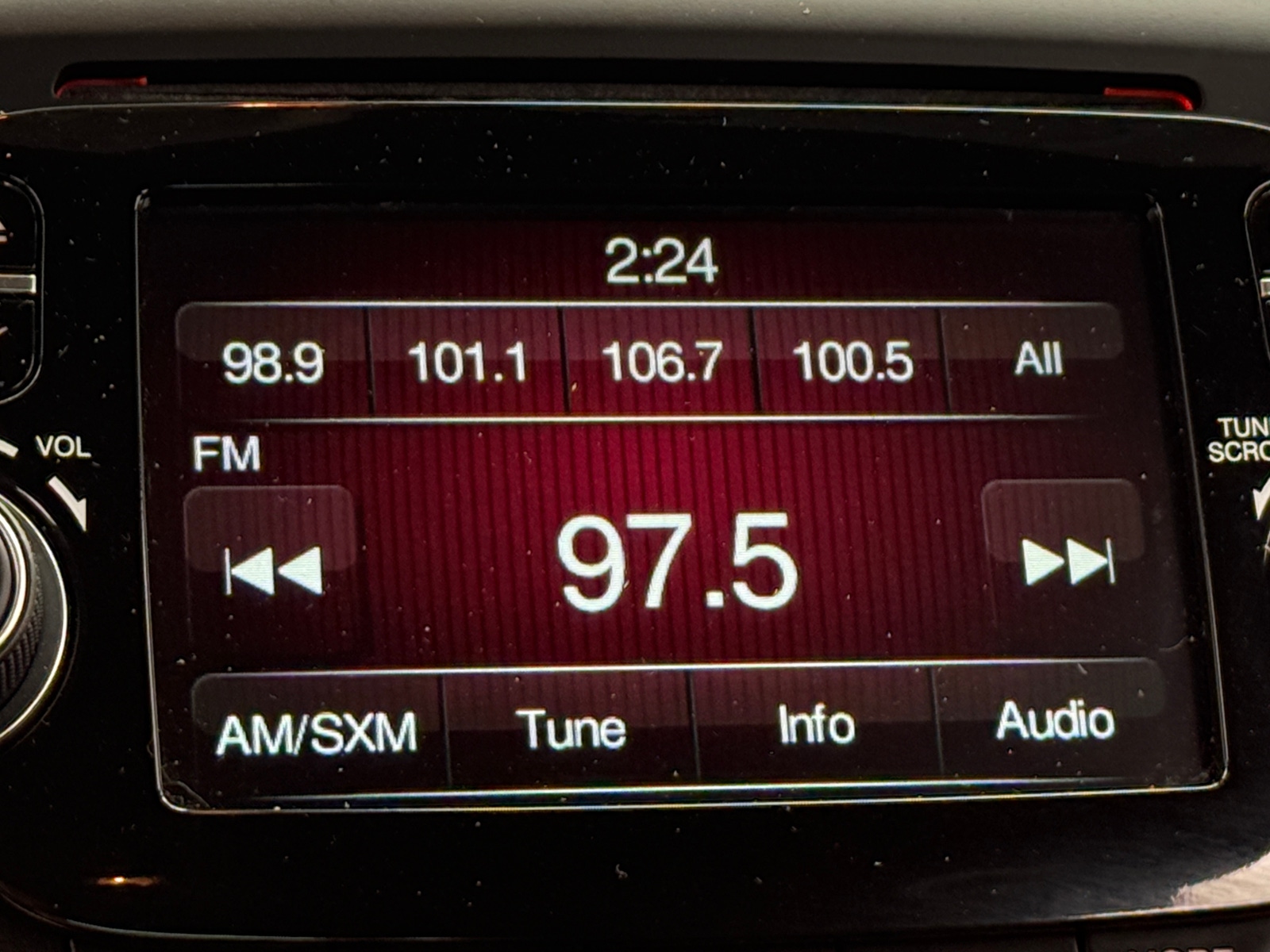 Thumbnail: 2016 Fiat 500L - 4