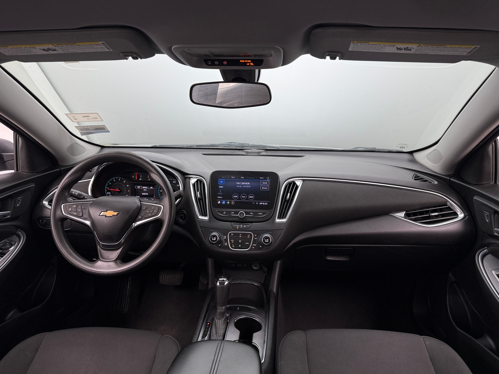 Thumbnail: 2020 Chevrolet Malibu - 3