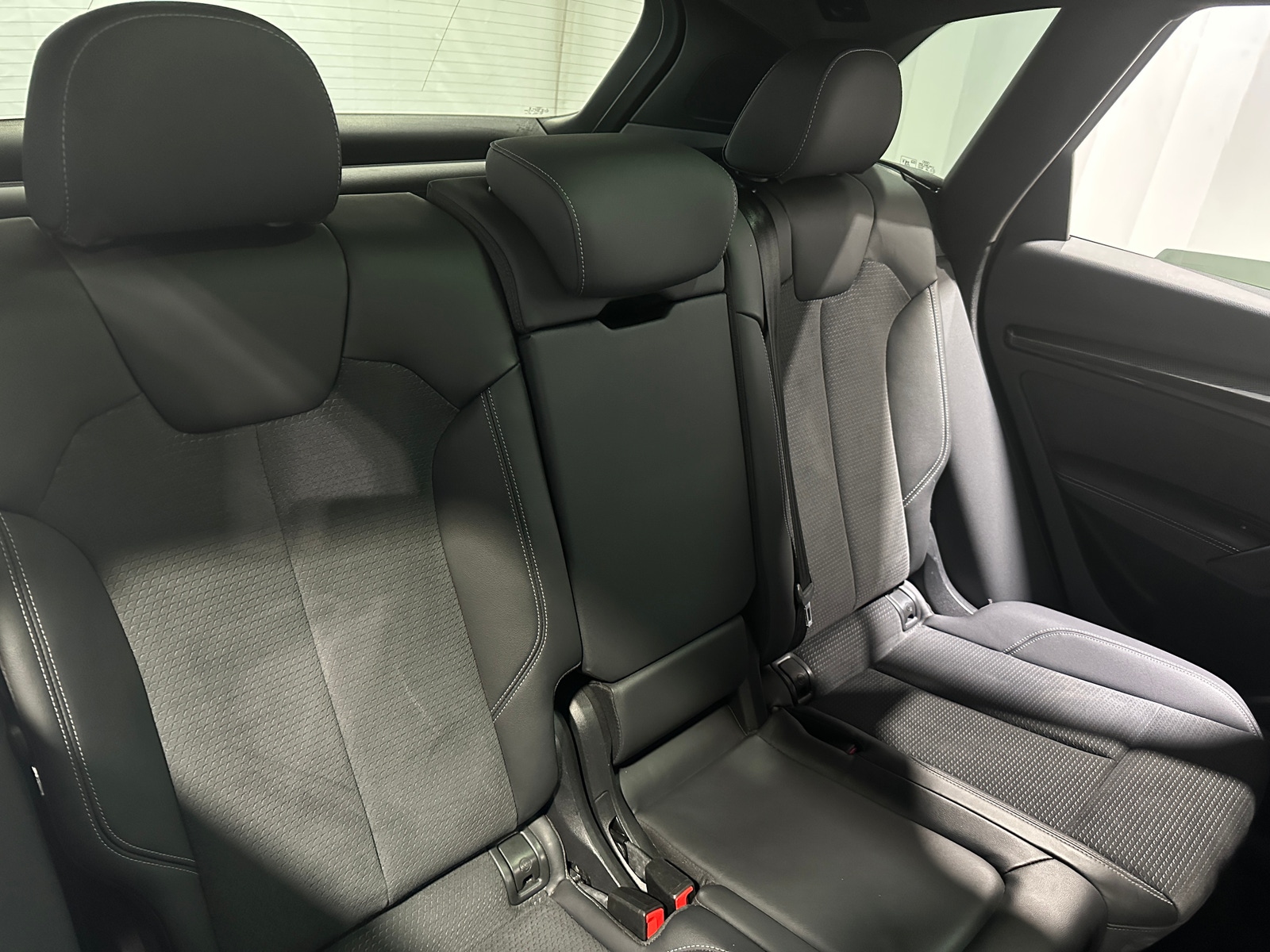 Thumbnail: 2022 Audi SQ5 - 5