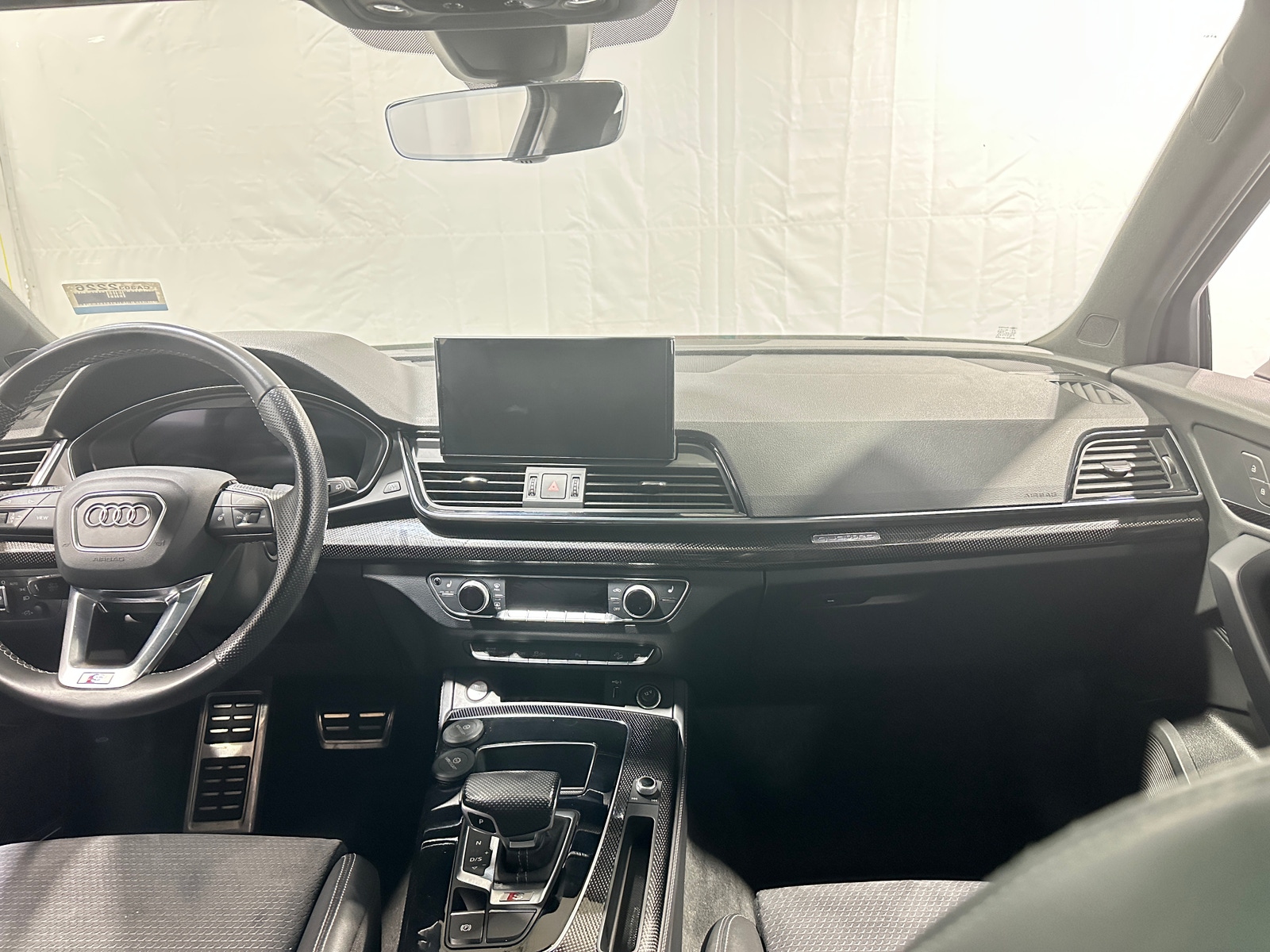 Thumbnail: 2022 Audi SQ5 - 2