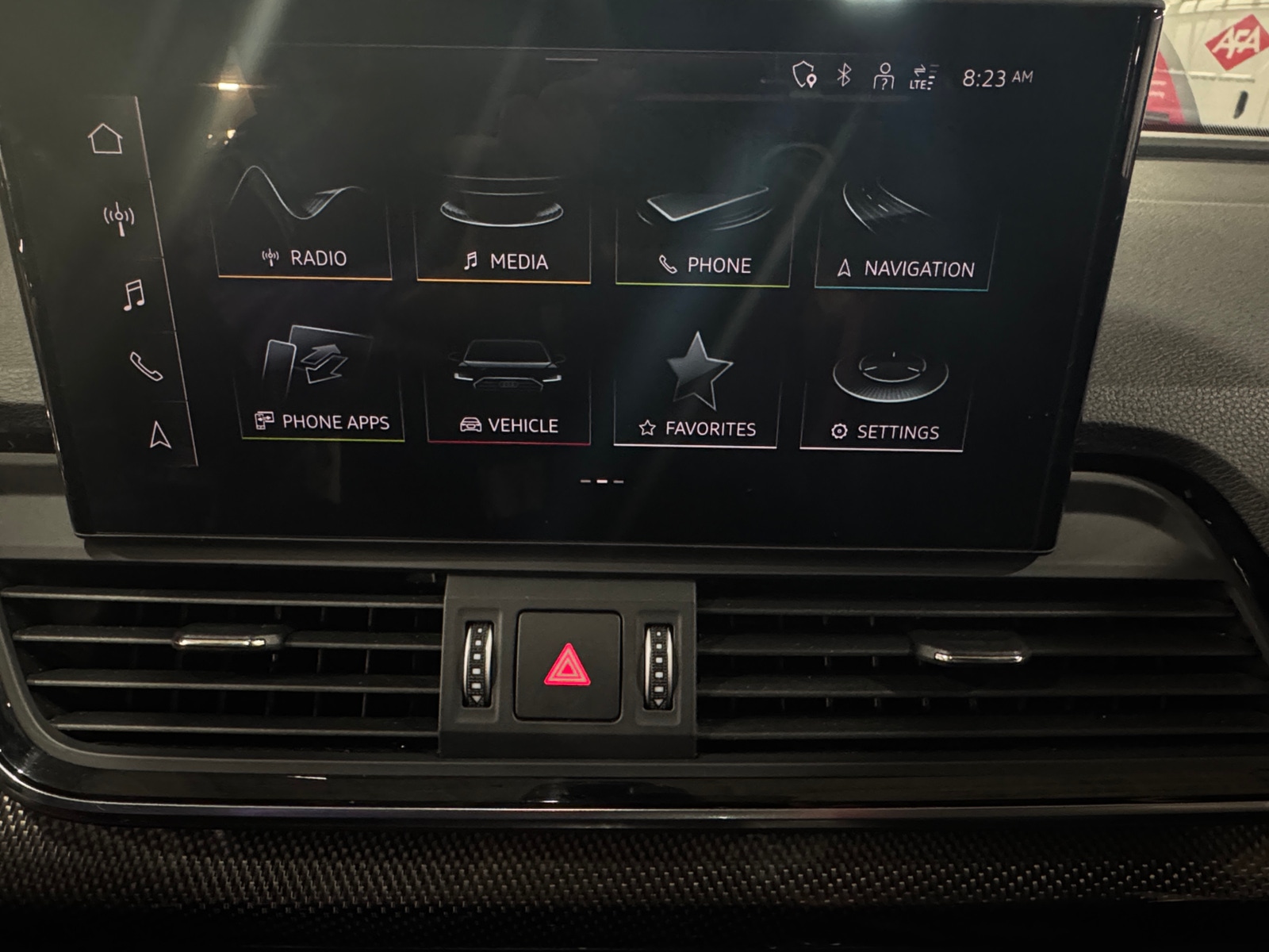 Thumbnail: 2022 Audi SQ5 - 3