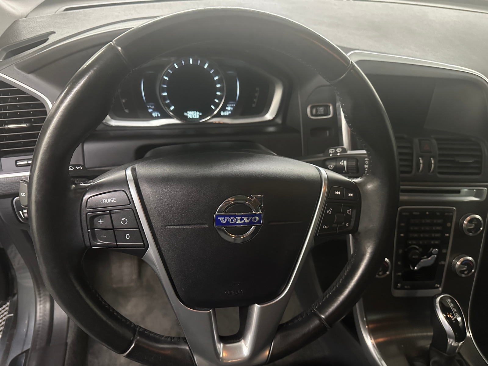 Thumbnail: 2016 Volvo XC60 - 4