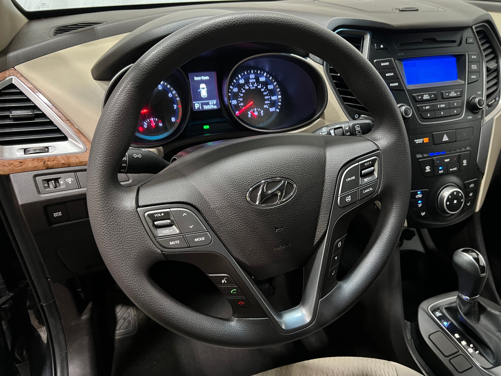 Thumbnail: 2016 Hyundai Santa Fe - 5