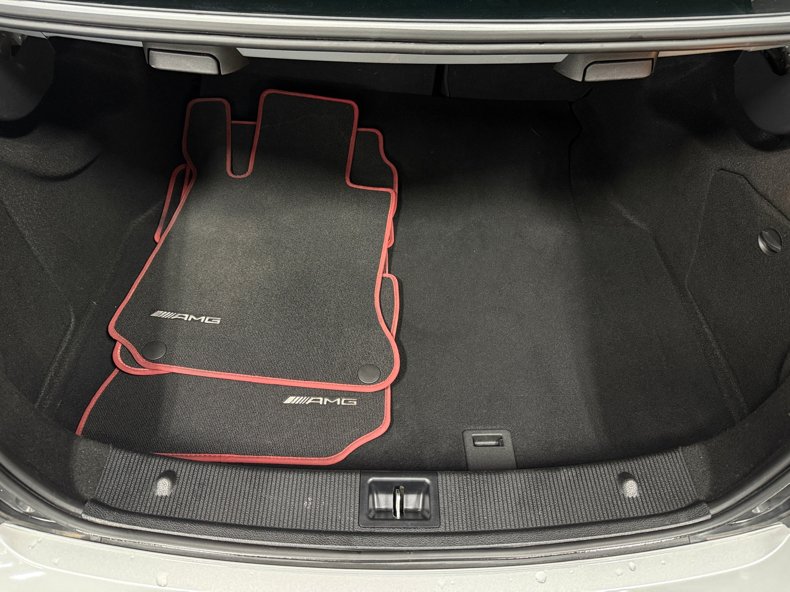 Thumbnail: 2014 Mercedes-Benz C-Class - 6