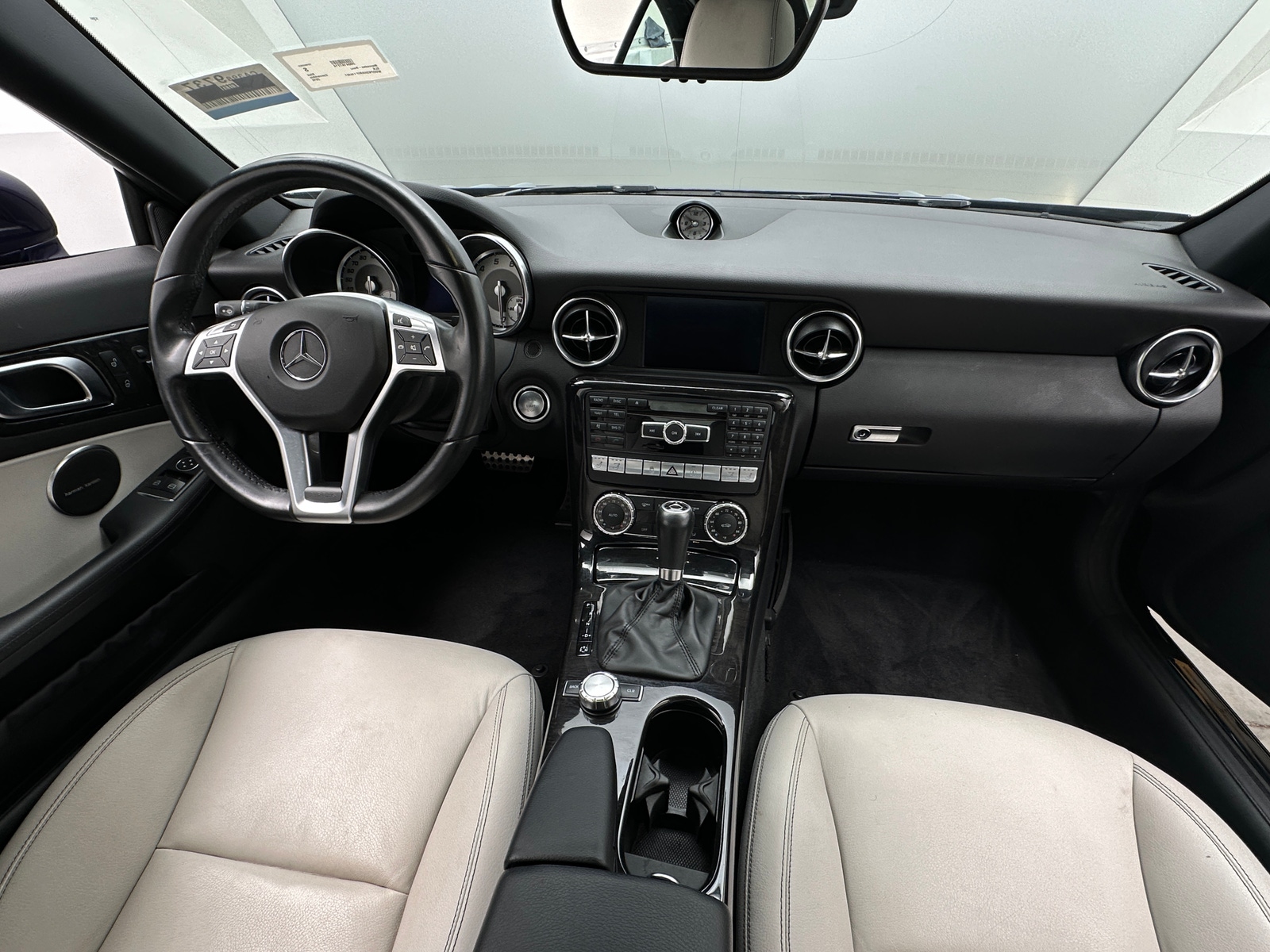 Thumbnail: 2016 Mercedes-Benz SLK - 2