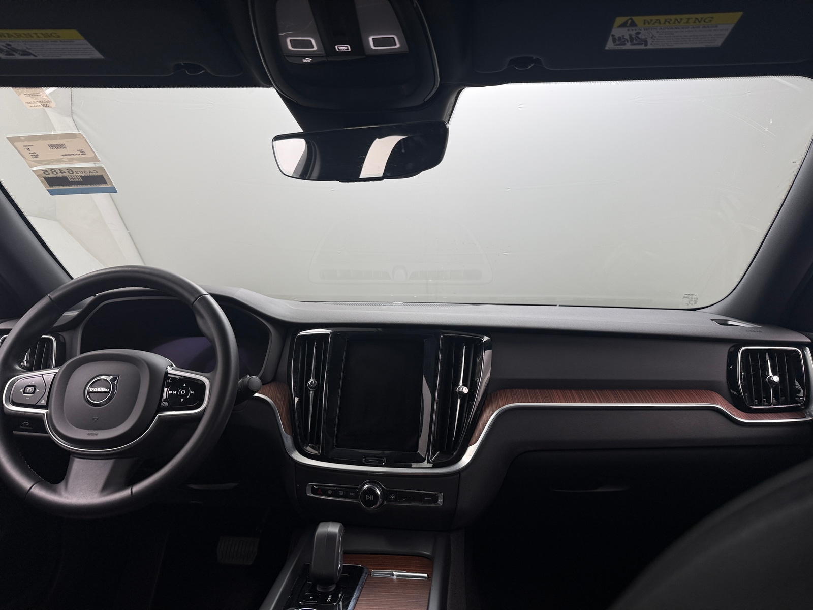 Thumbnail: 2023 Volvo S60 - 3