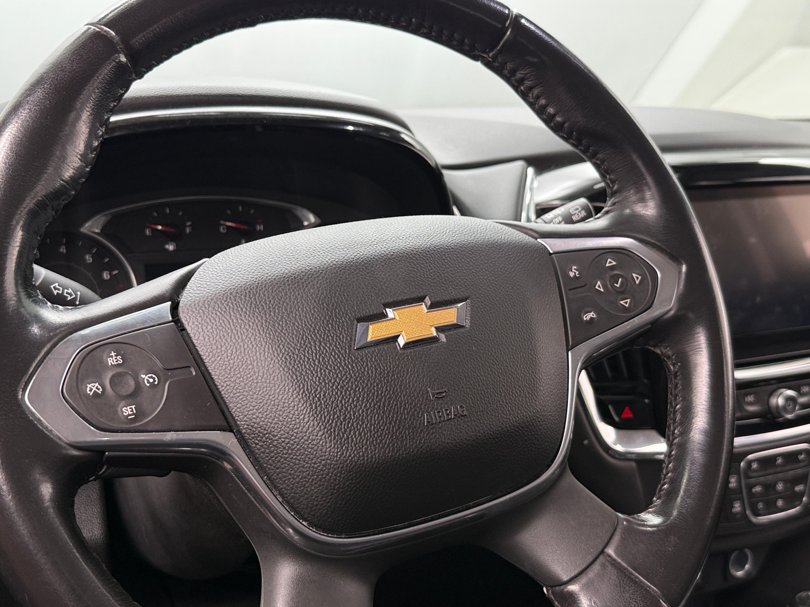 Thumbnail: 2018 Chevrolet Traverse - 4