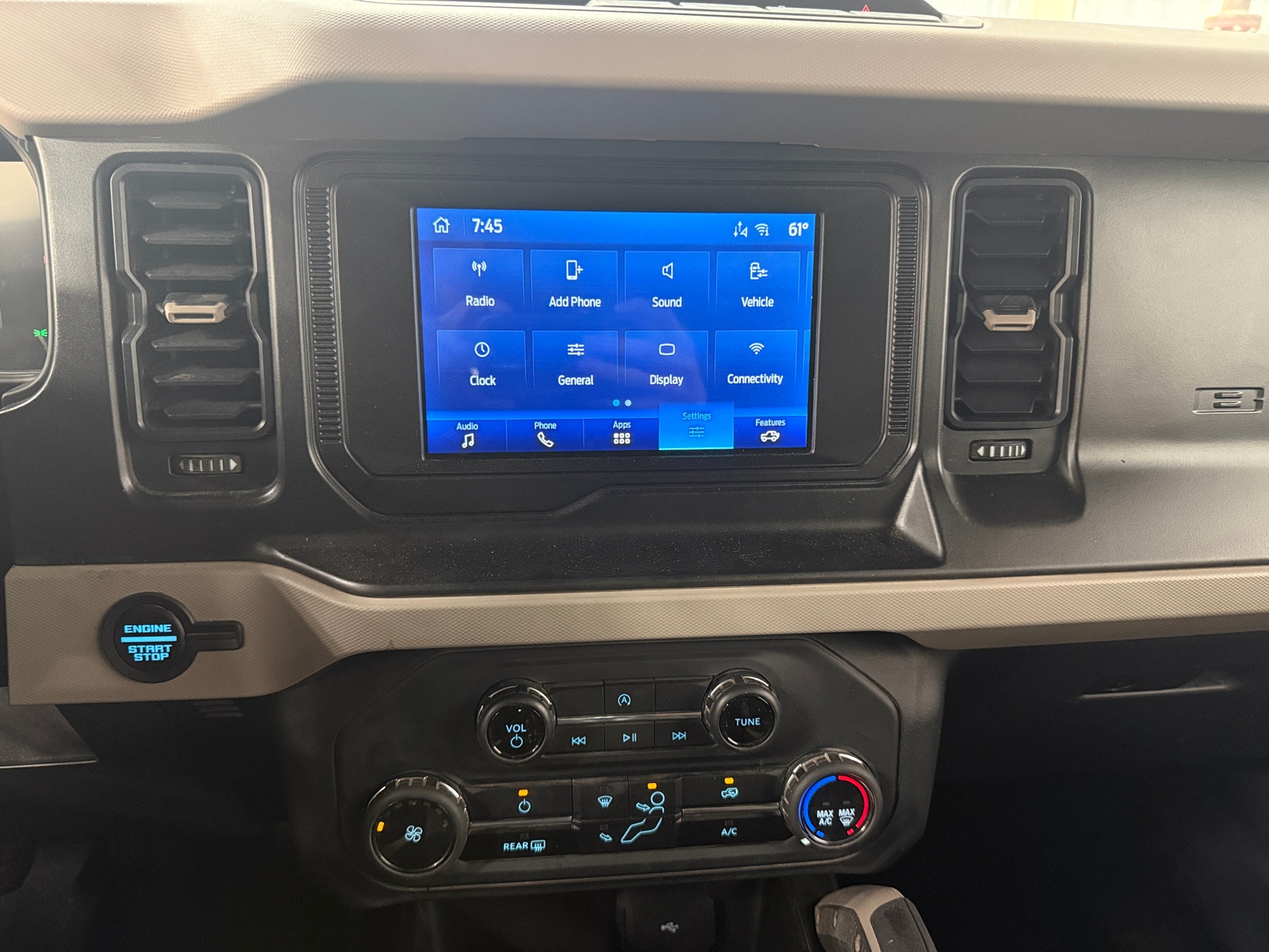 Thumbnail: 2023 Ford Bronco - 4