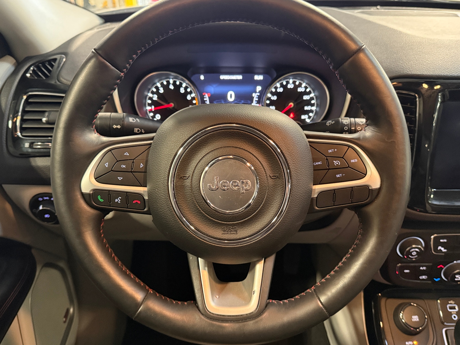 Thumbnail: 2017 Jeep Compass - 4