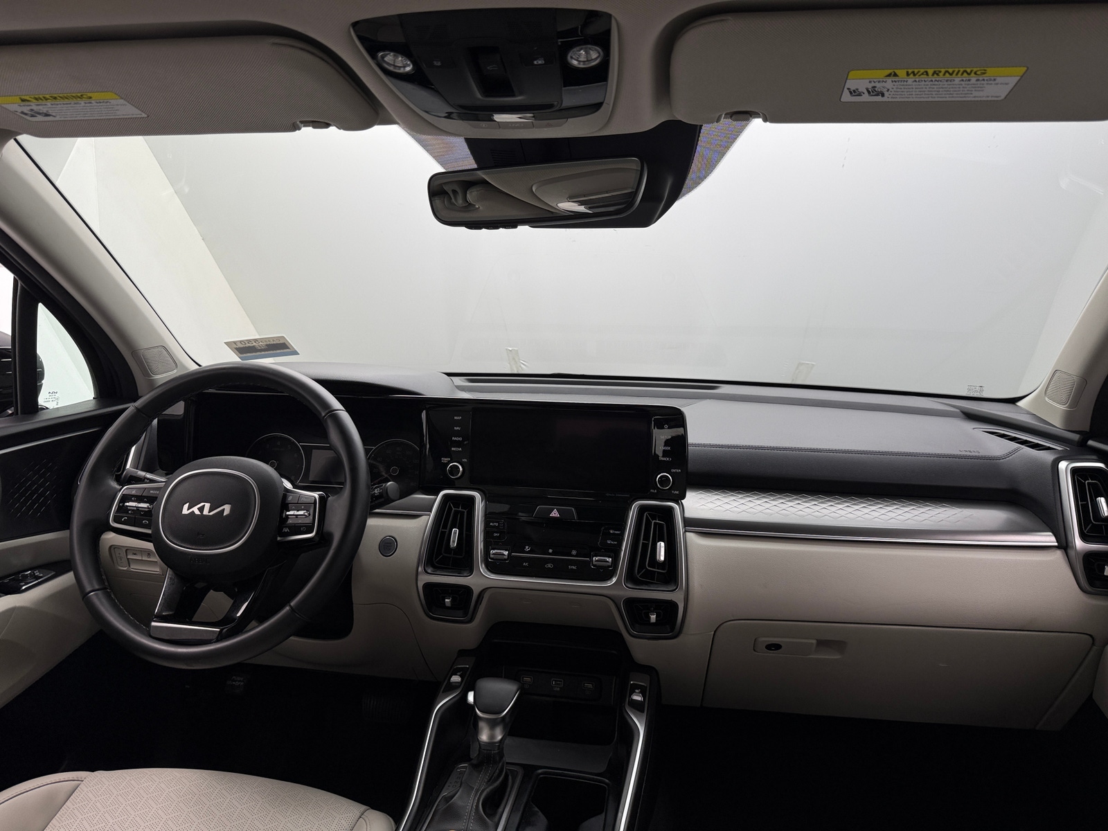 Thumbnail: 2022 Kia Sorento - 2