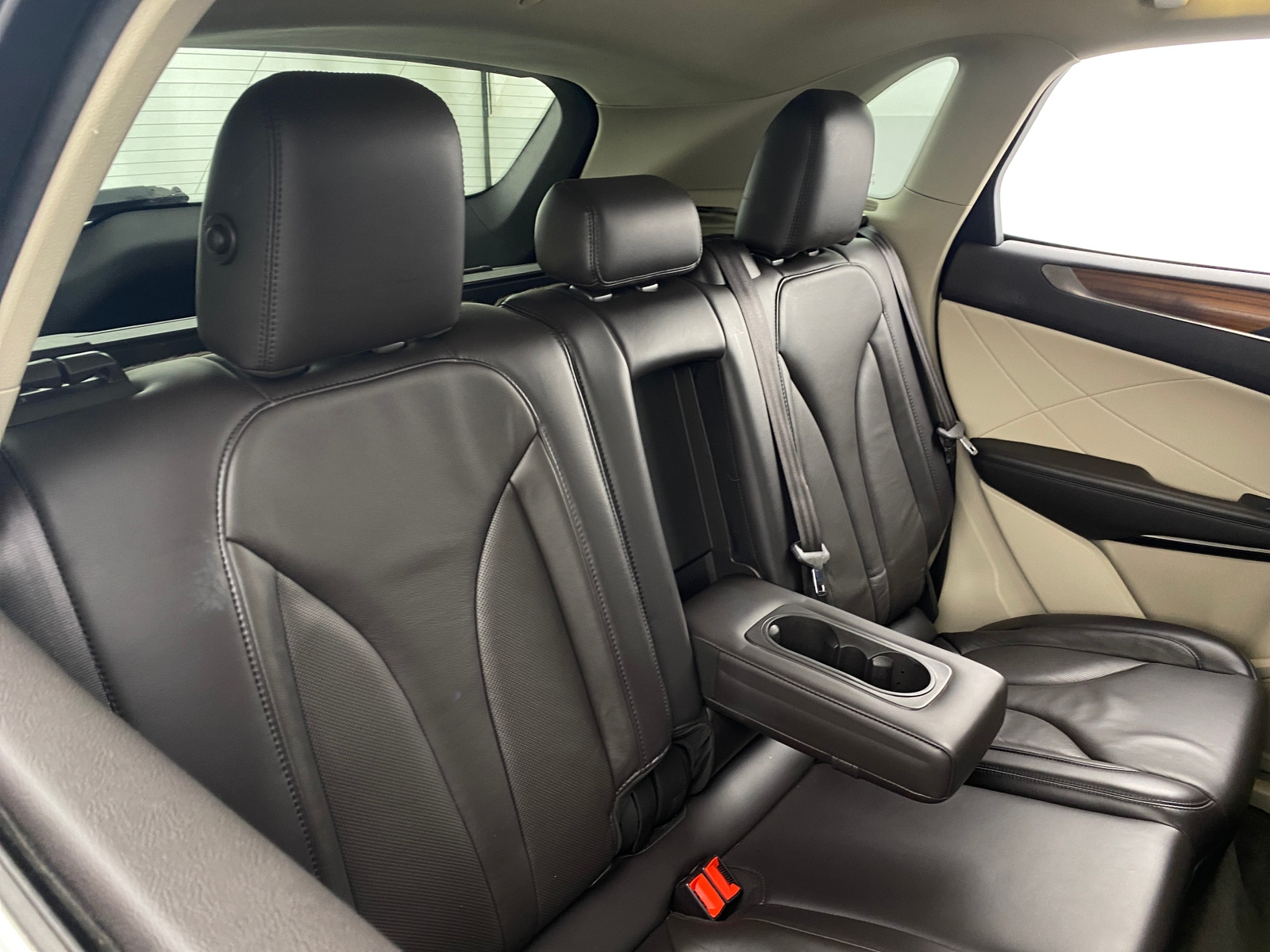 Thumbnail: 2017 Lincoln MKC - 5