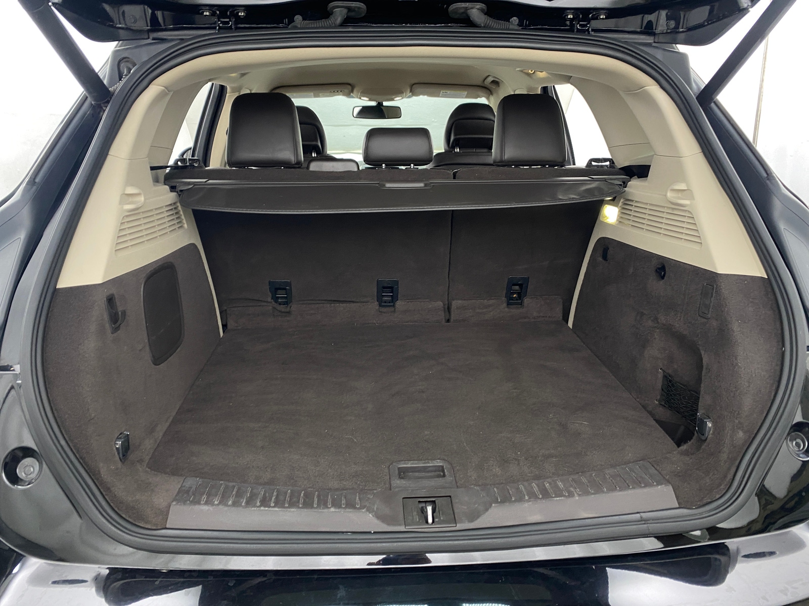 Thumbnail: 2017 Lincoln MKC - 6