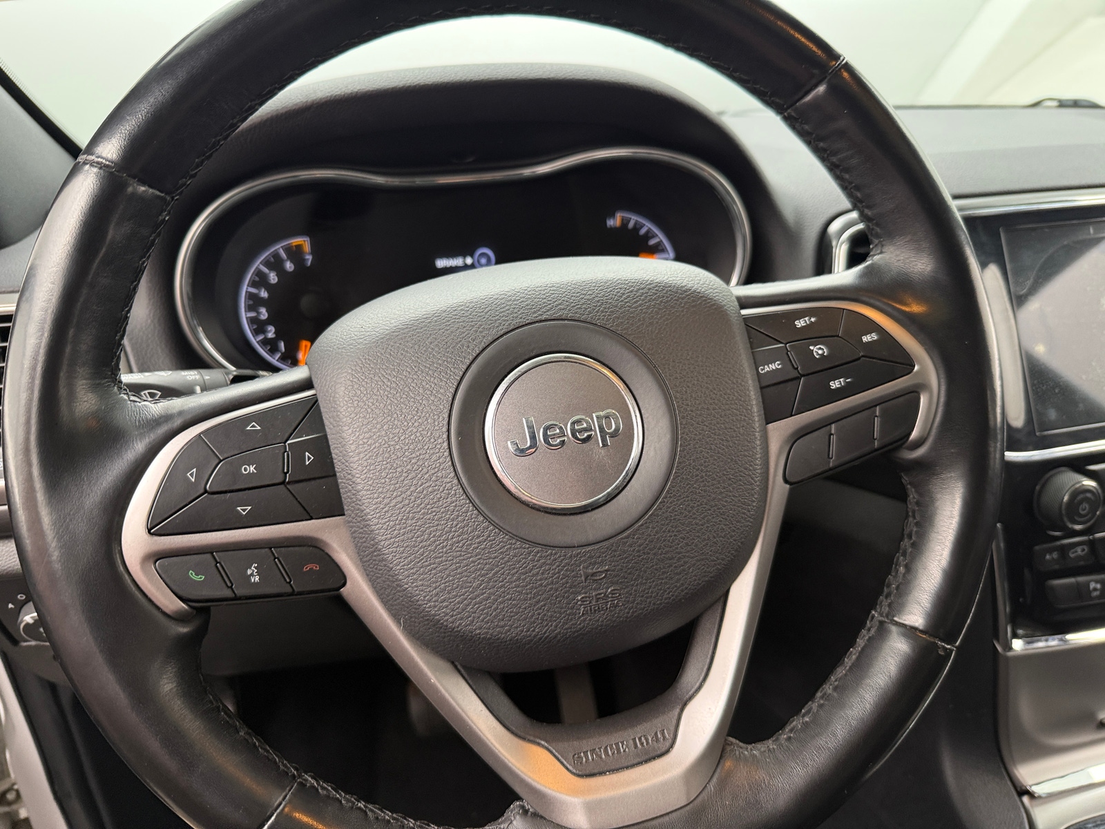 Thumbnail: 2020 Jeep Grand Cherokee - 5