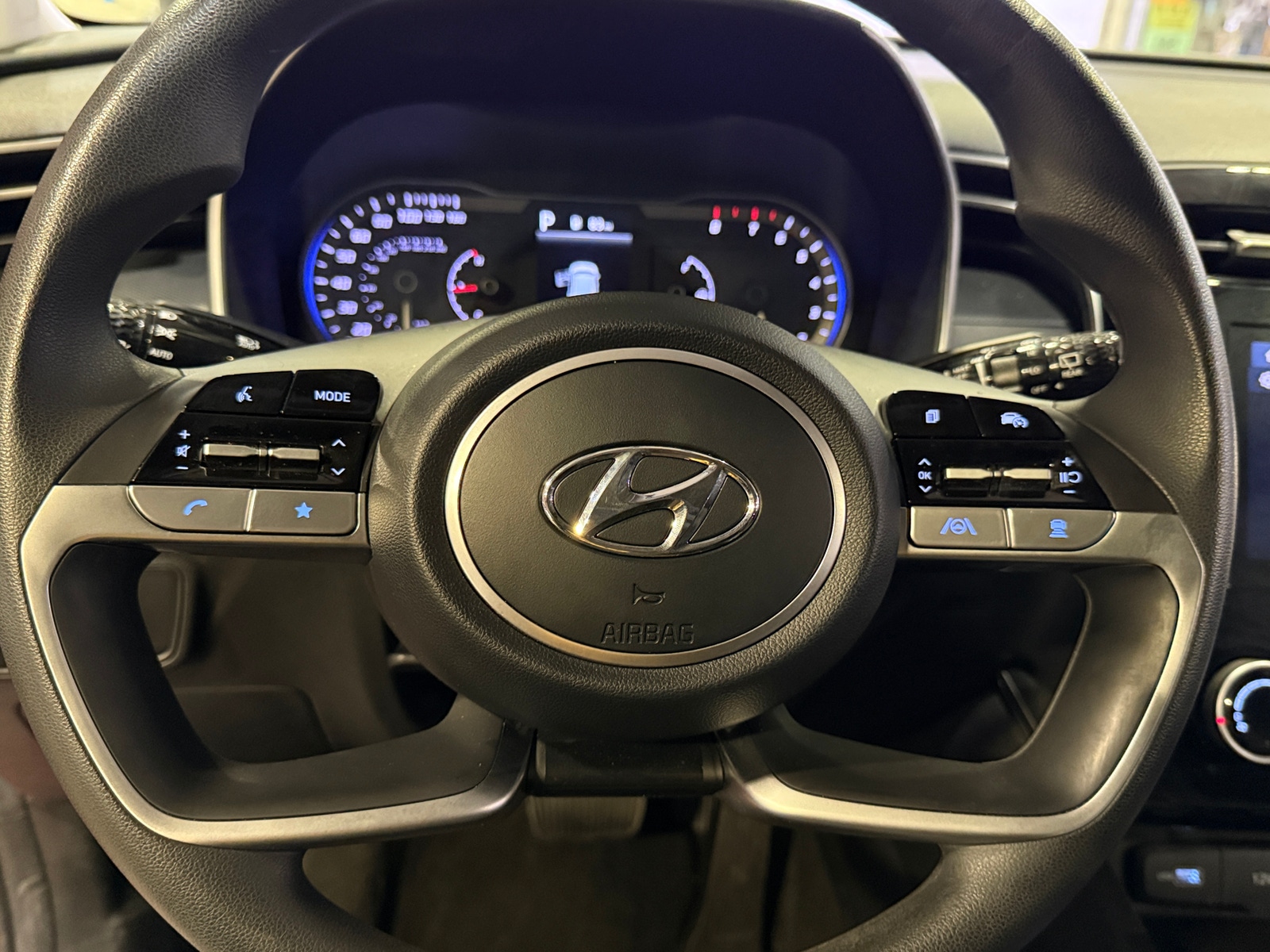 Thumbnail: 2022 Hyundai Tucson - 5