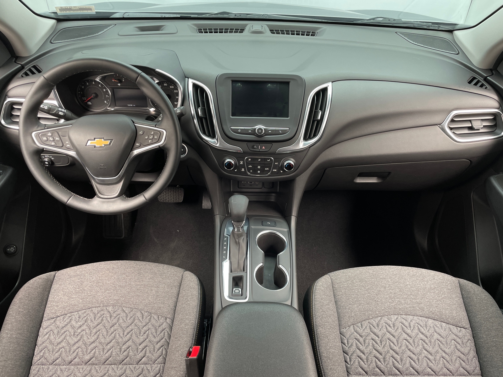 Thumbnail: 2023 Chevrolet Equinox - 3