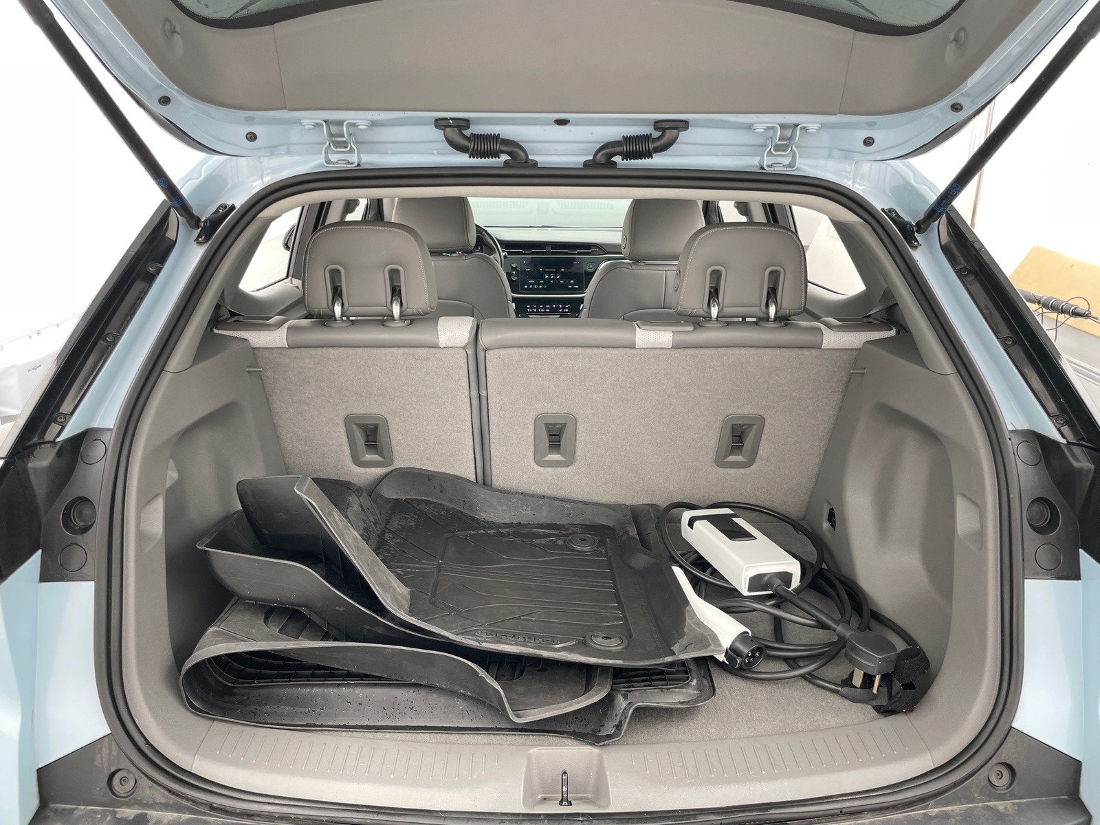 Thumbnail: 2023 Chevrolet Bolt EUV - 6