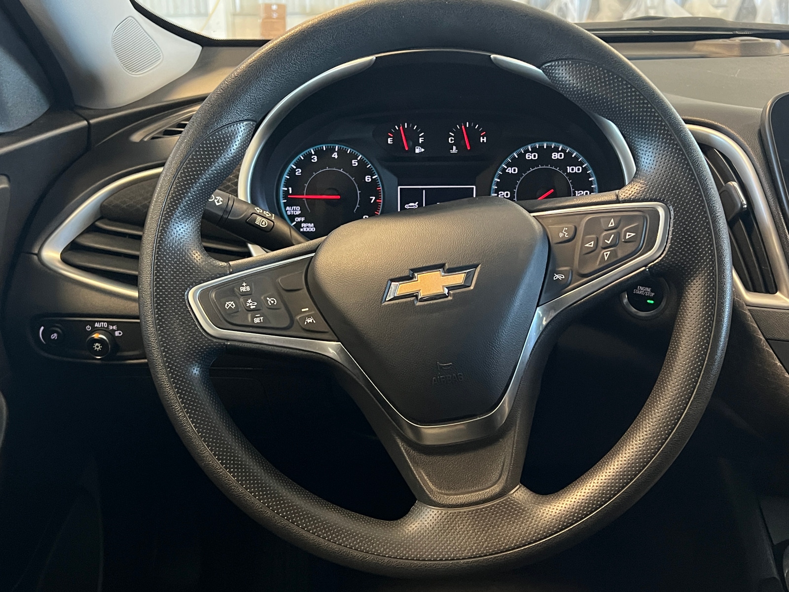 Thumbnail: 2023 Chevrolet Malibu - 5