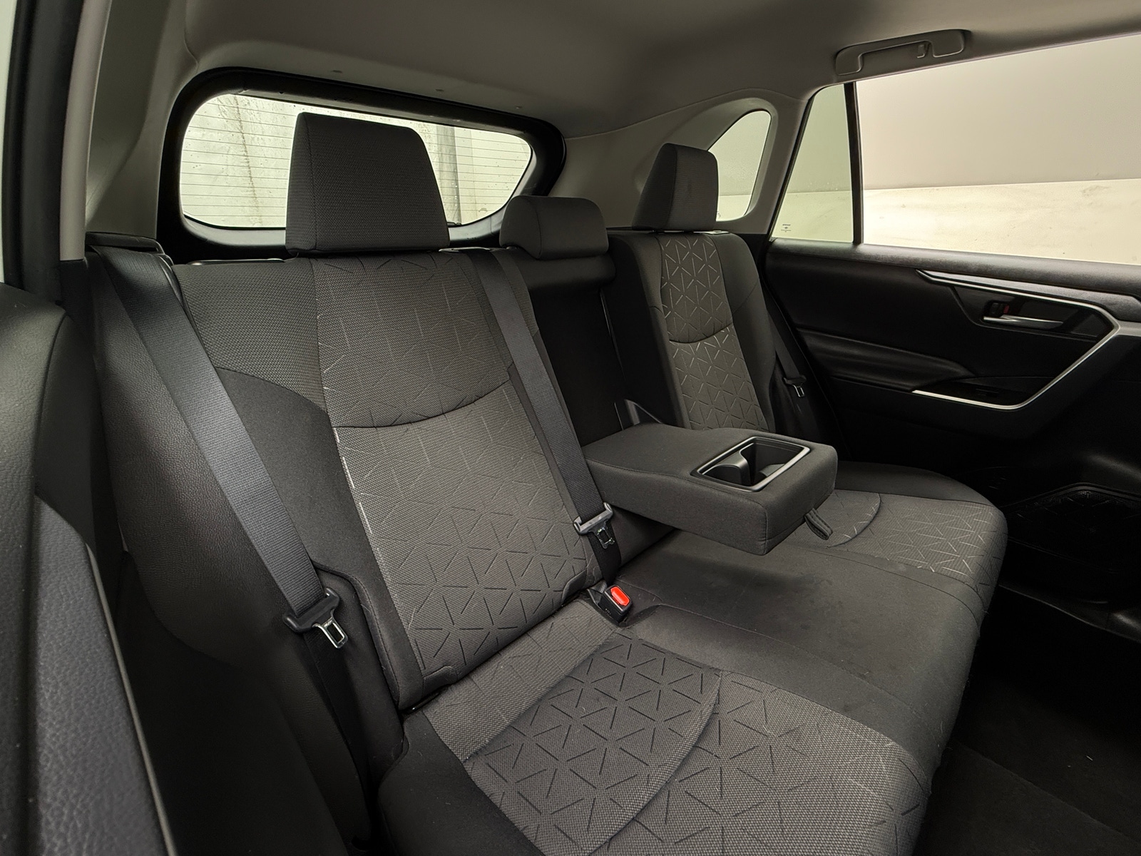 Thumbnail: 2021 Toyota RAV4 - 6