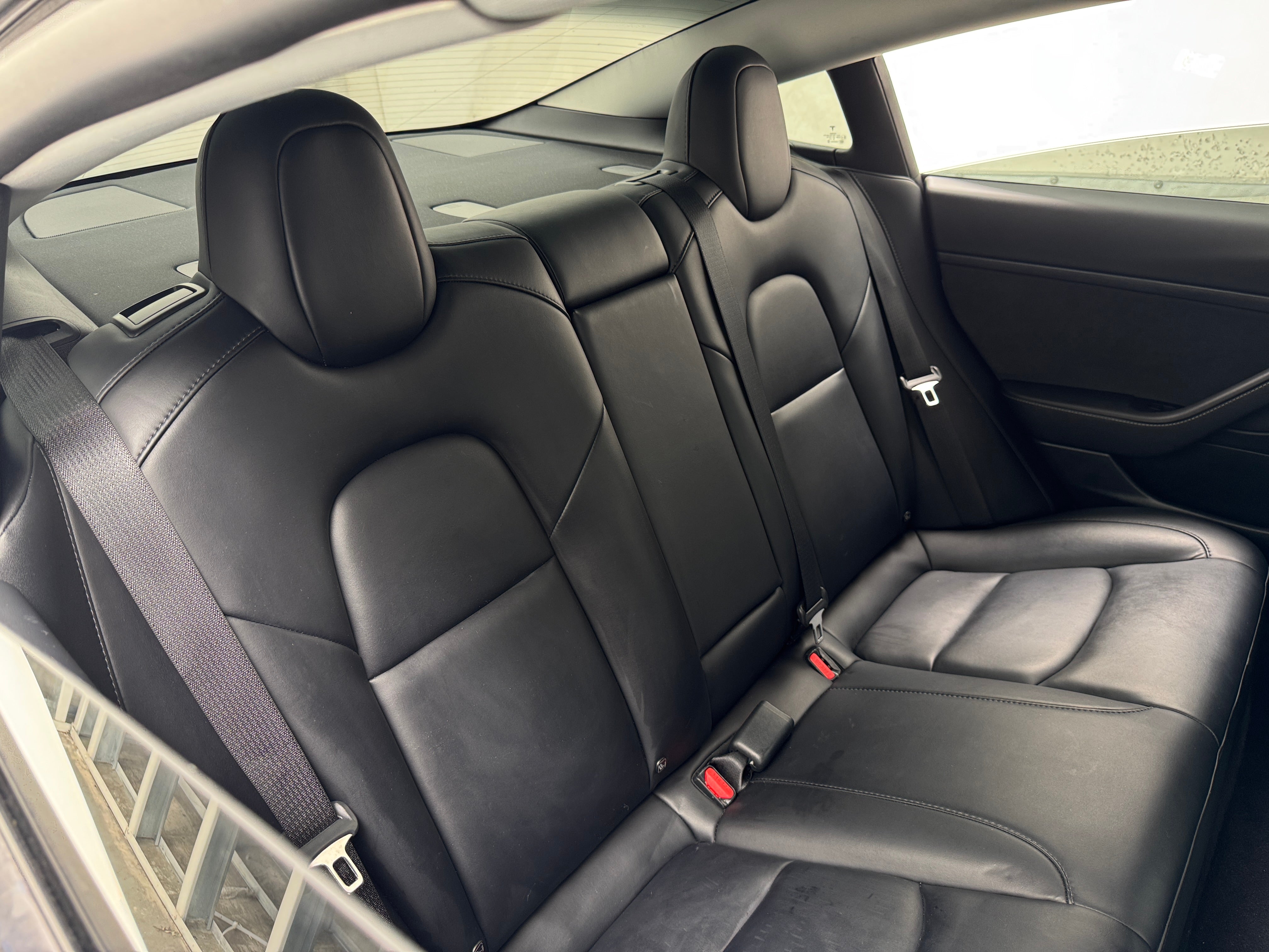 Used 2021 Tesla Model 3 Base with VIN 5YJ3E1EAXMF922546 for sale in Oak Creek, WI