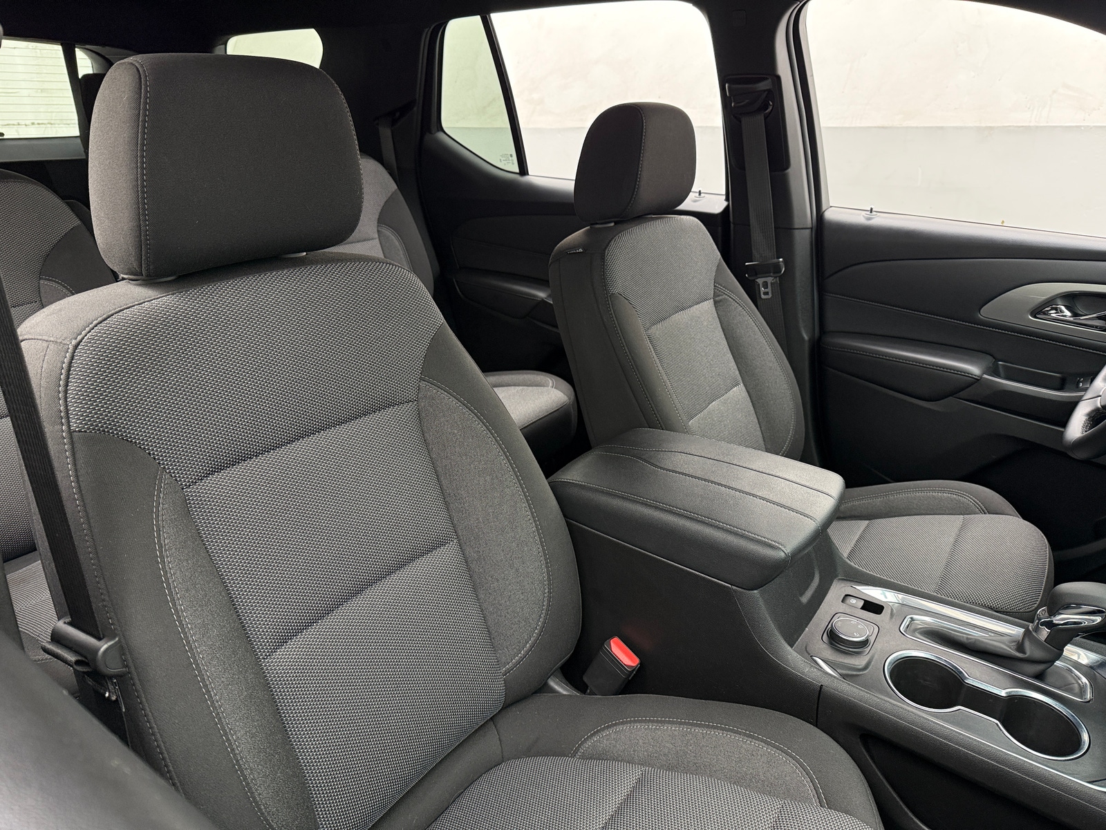 Thumbnail: 2023 Chevrolet Traverse - 2