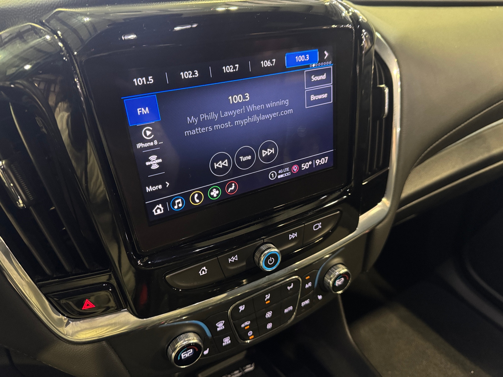 Thumbnail: 2023 Chevrolet Traverse - 4