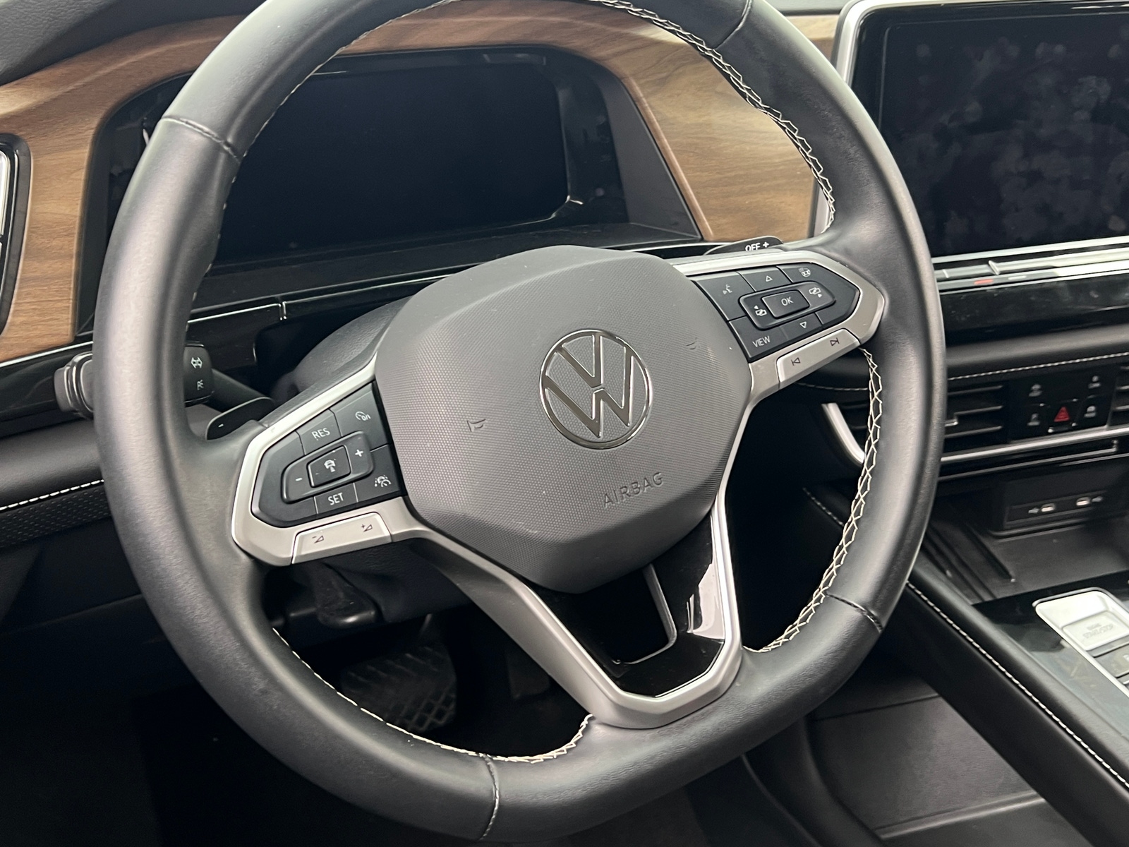 Thumbnail: 2025 Volkswagen Atlas - 4