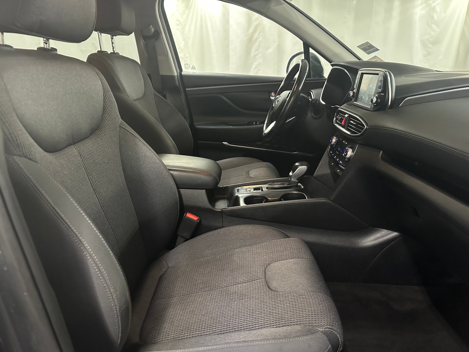 Thumbnail: 2019 Hyundai Santa Fe - 2
