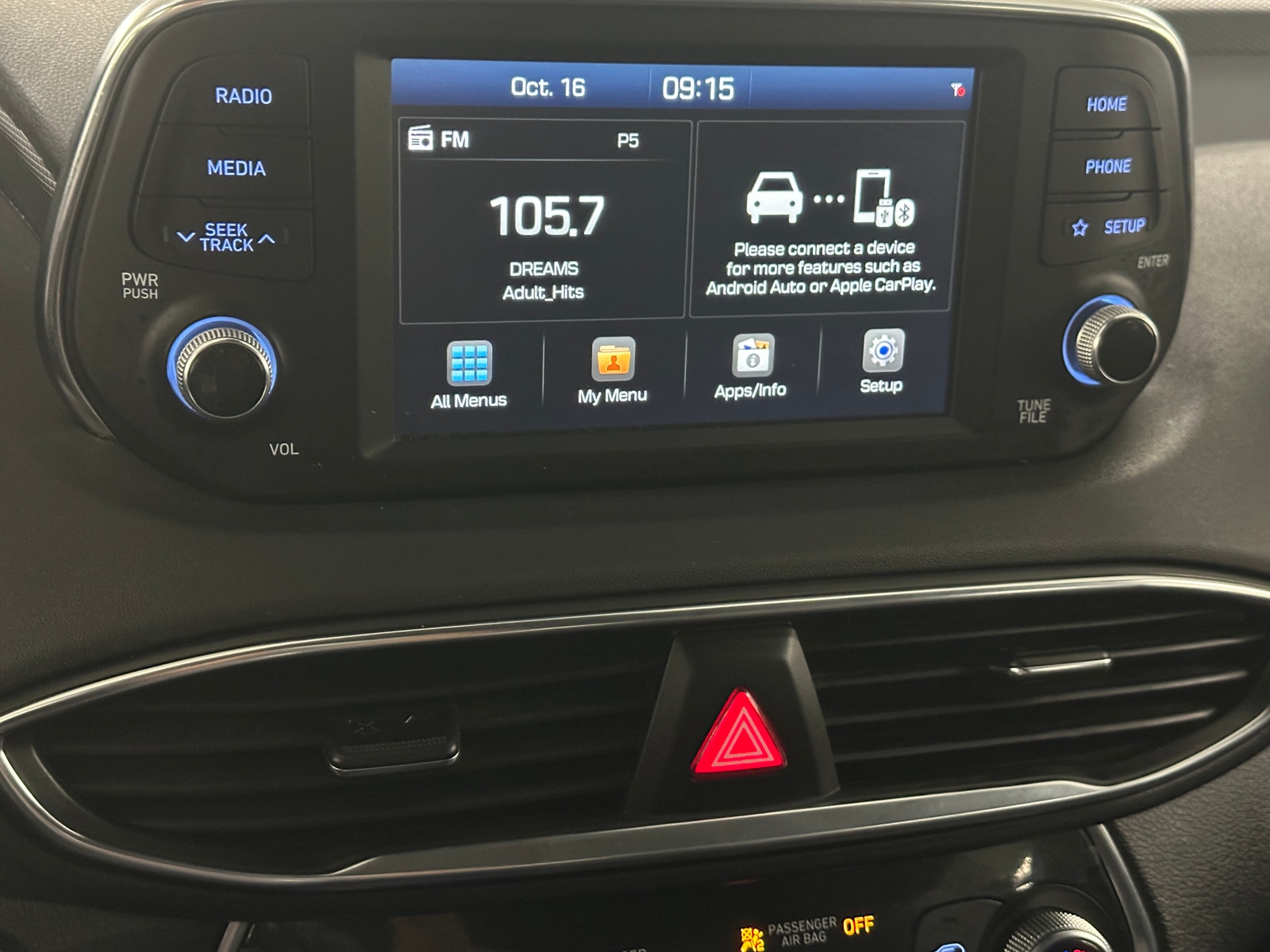 Thumbnail: 2019 Hyundai Santa Fe - 4