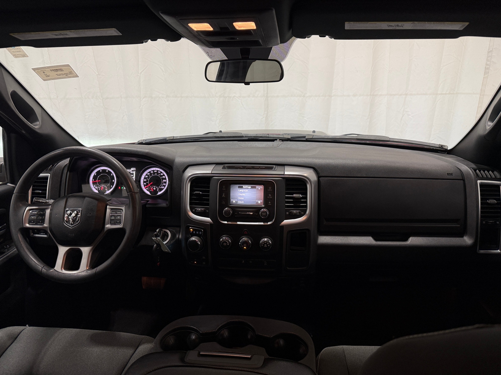 Thumbnail: 2022 RAM 1500 Classic - 3