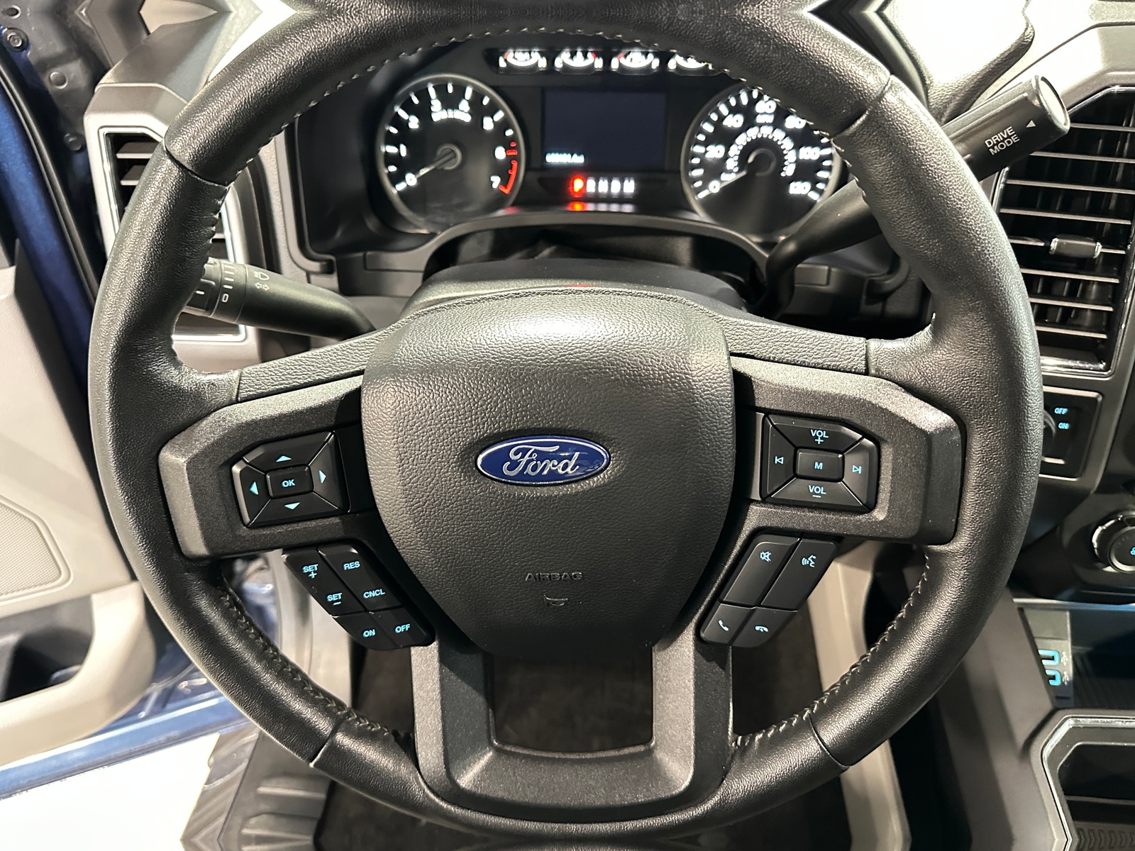 Thumbnail: 2018 Ford Econoline - 5