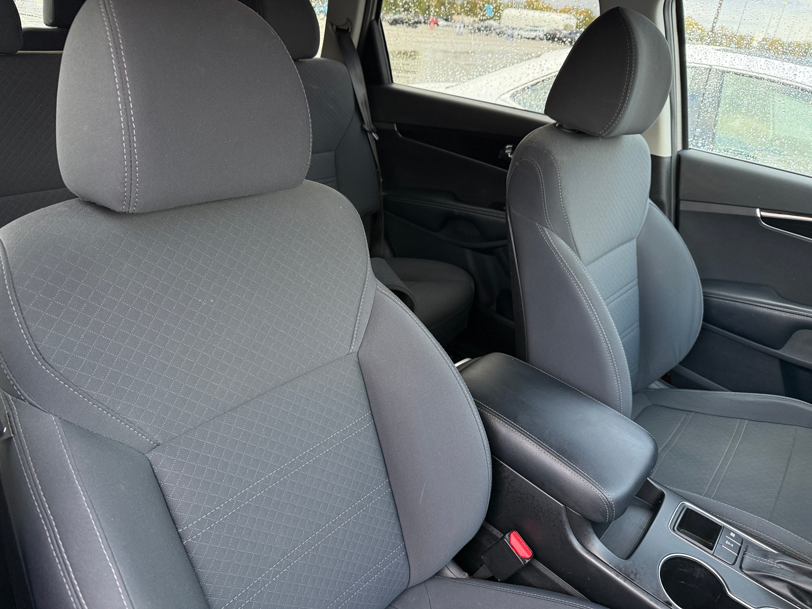 Thumbnail: 2019 Kia Sorento - 2