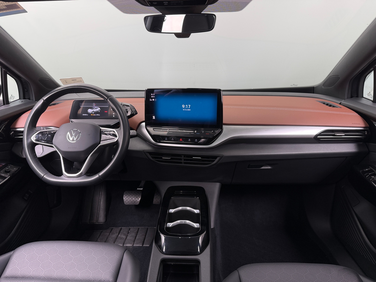 Thumbnail: 2021 Volkswagen ID.4 - 2