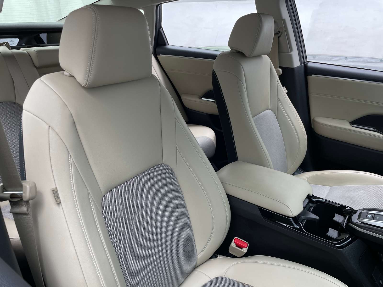 Thumbnail: 2018 Honda Clarity - 2