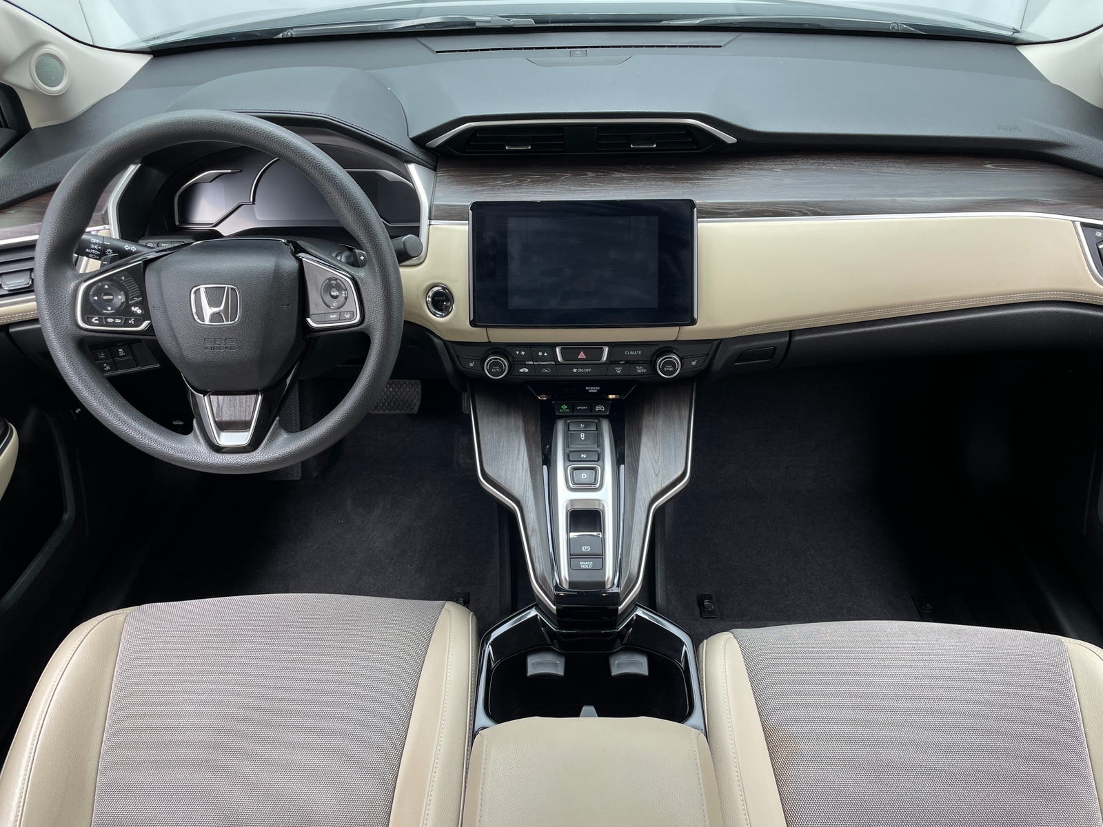 Thumbnail: 2018 Honda Clarity - 3