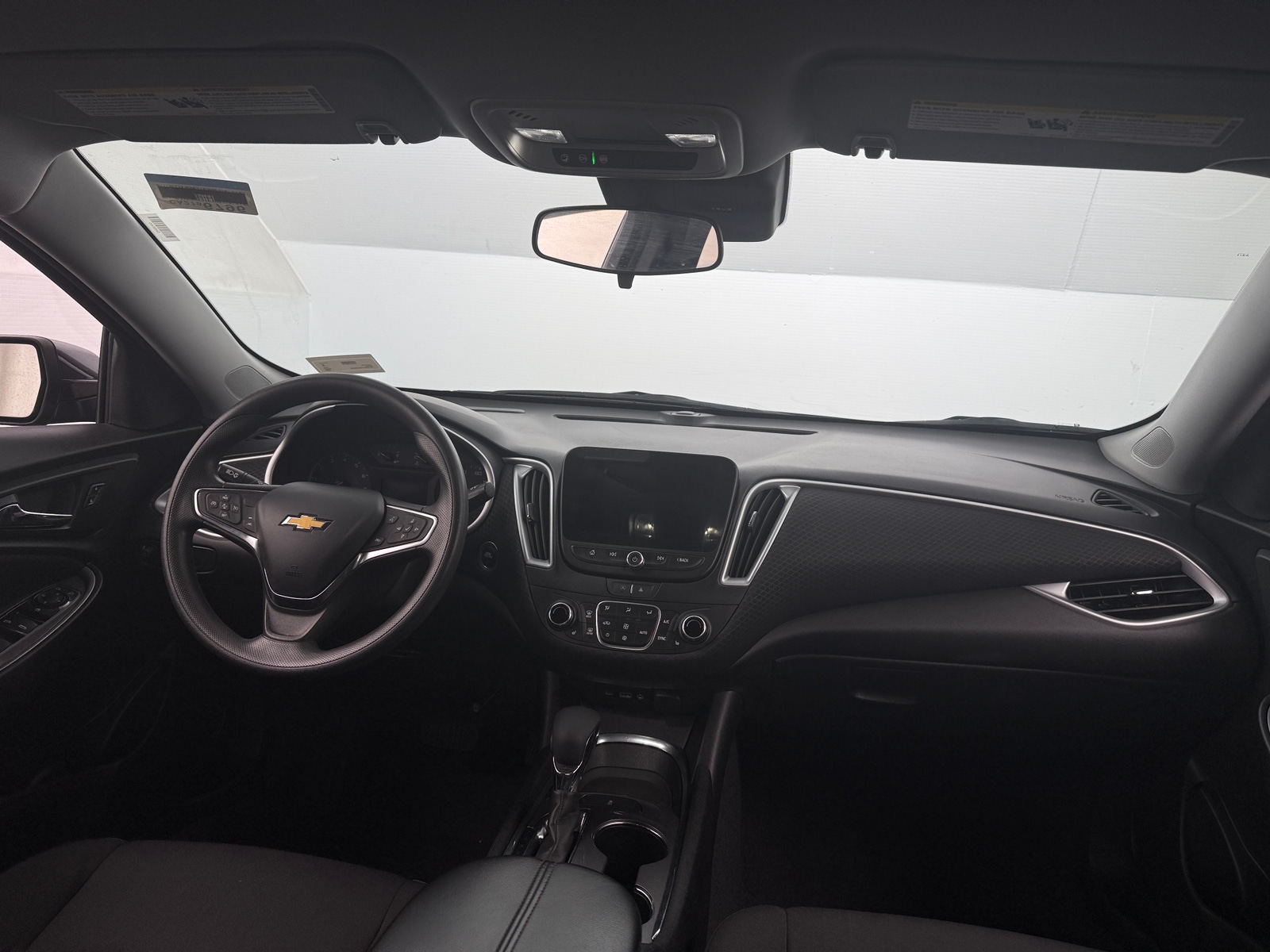 Thumbnail: 2023 Chevrolet Malibu - 3