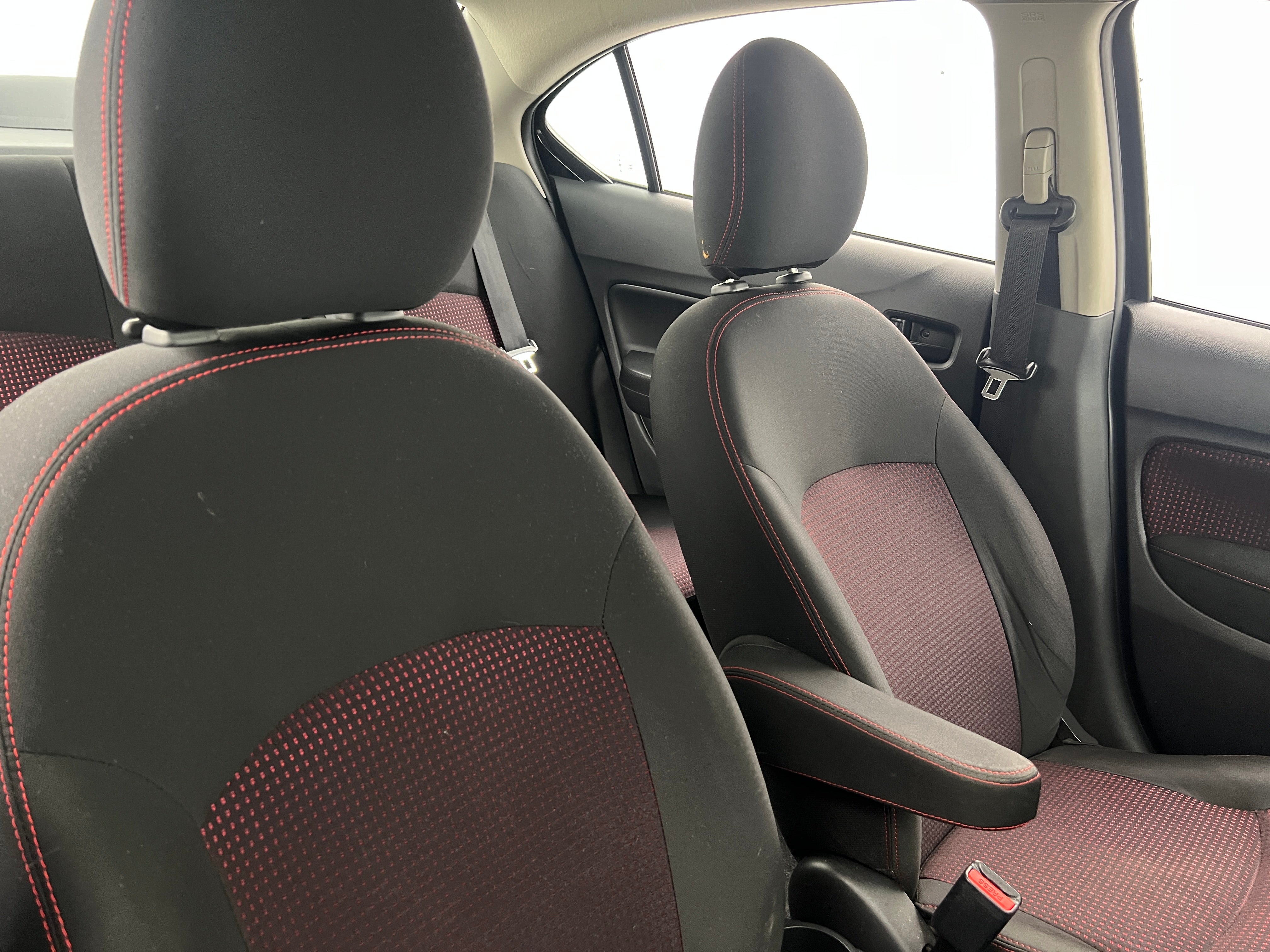 2024 Mitsubishi Mirage G4