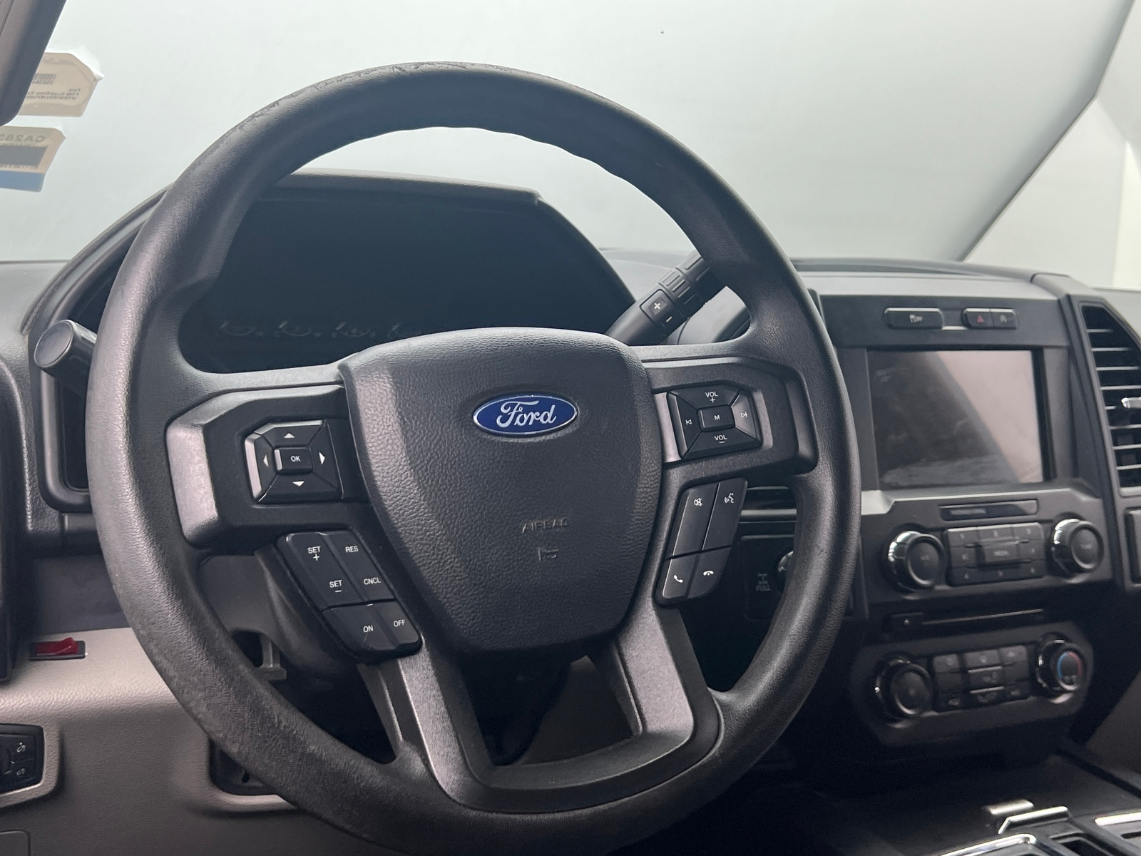 Thumbnail: 2018 Ford Econoline - 5