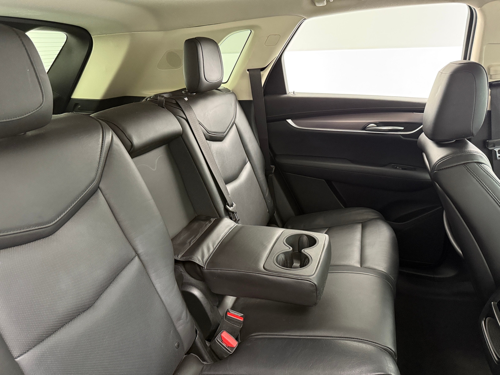 Thumbnail: 2017 Cadillac XT5 - 5