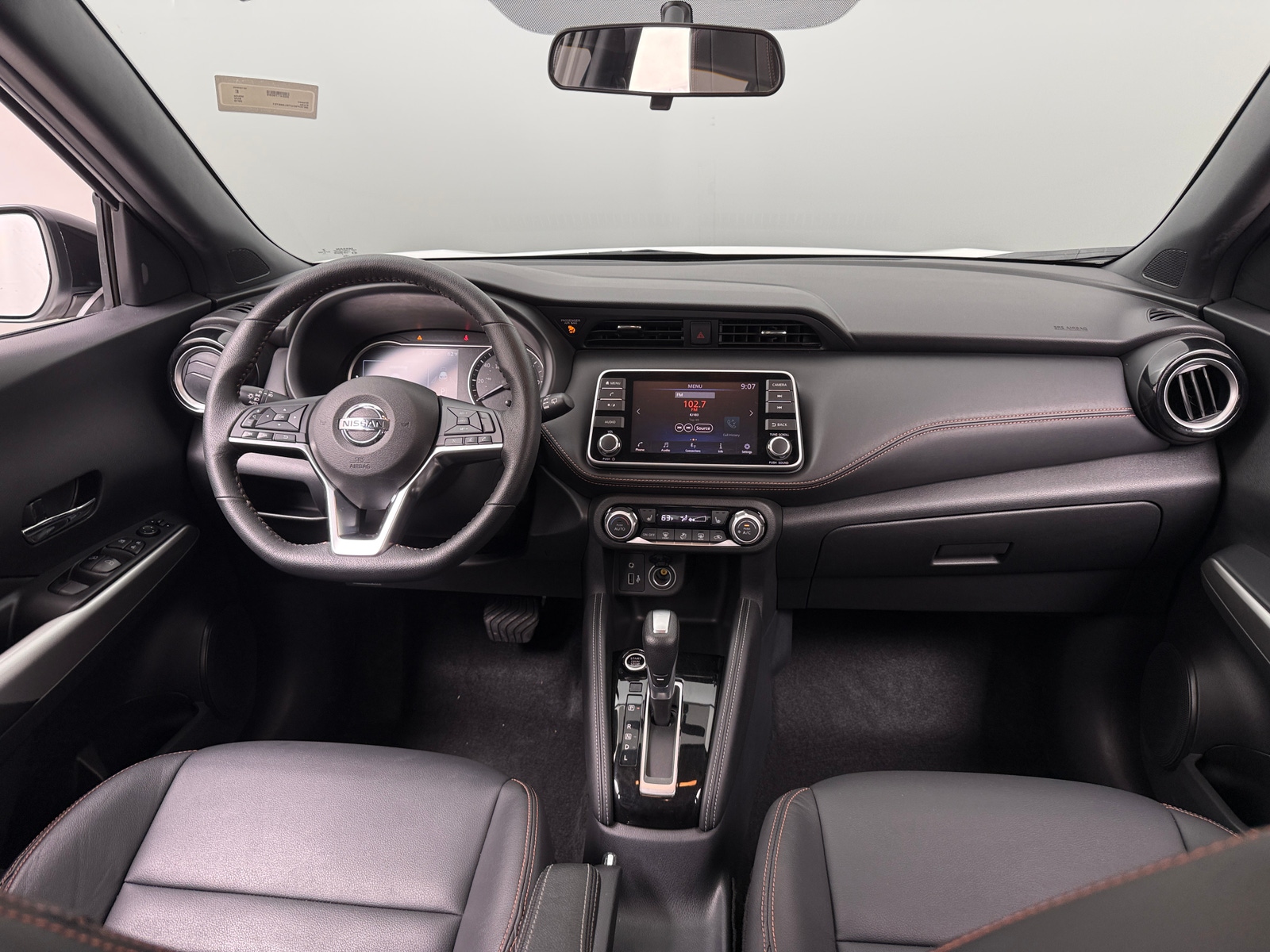 Thumbnail: 2019 Nissan Kicks - 3
