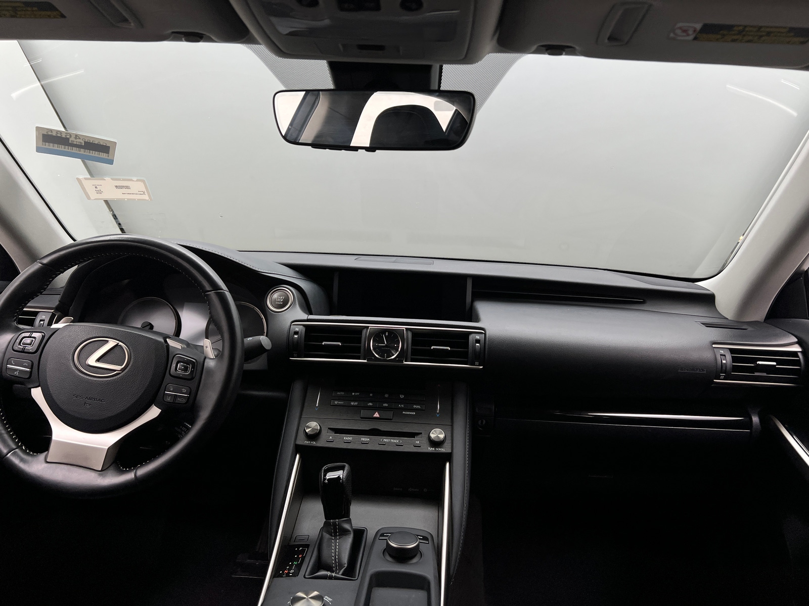 Thumbnail: 2019 Lexus IS - 2