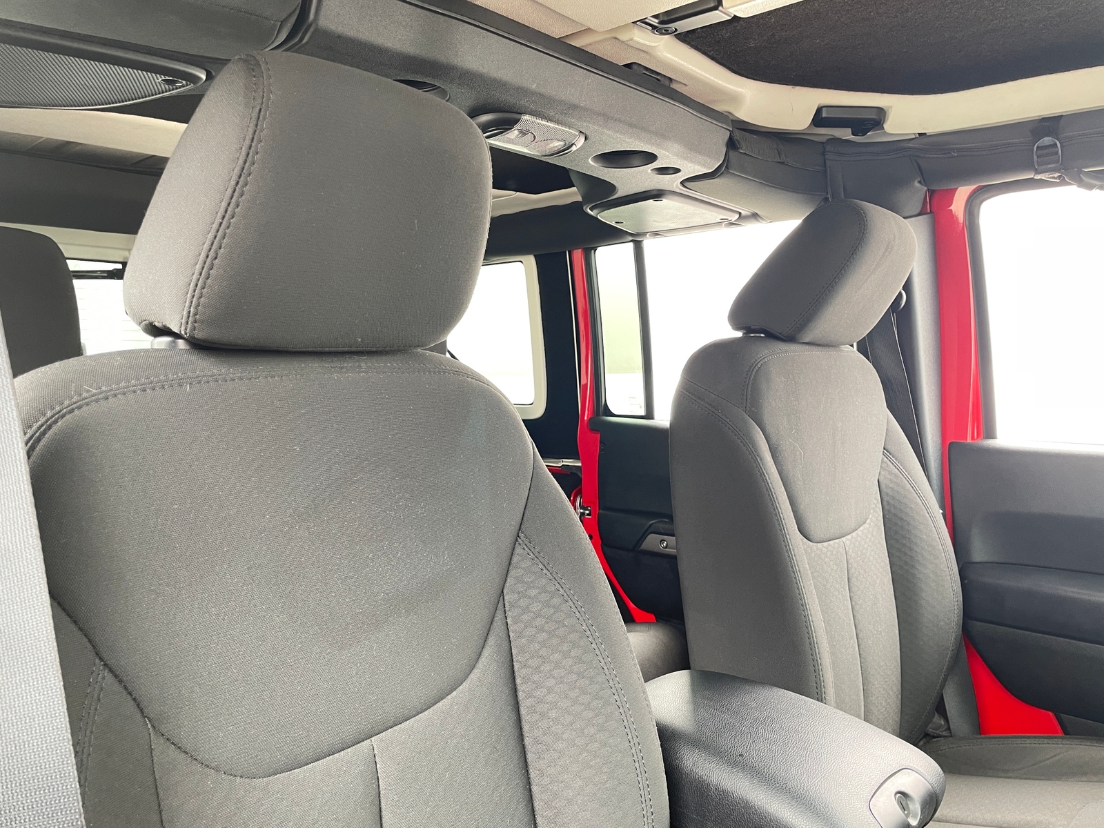 Thumbnail: 2017 Jeep Wrangler - 2