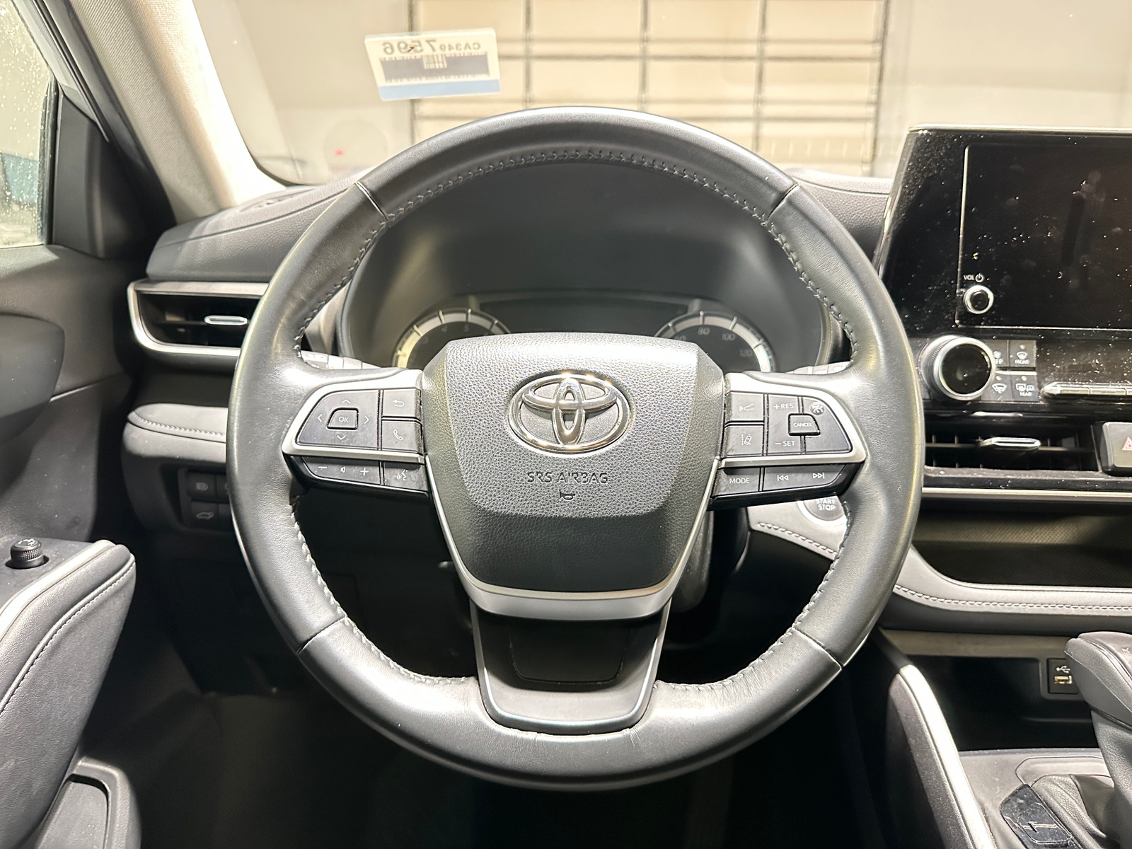 Thumbnail: 2024 Toyota Highlander - 5