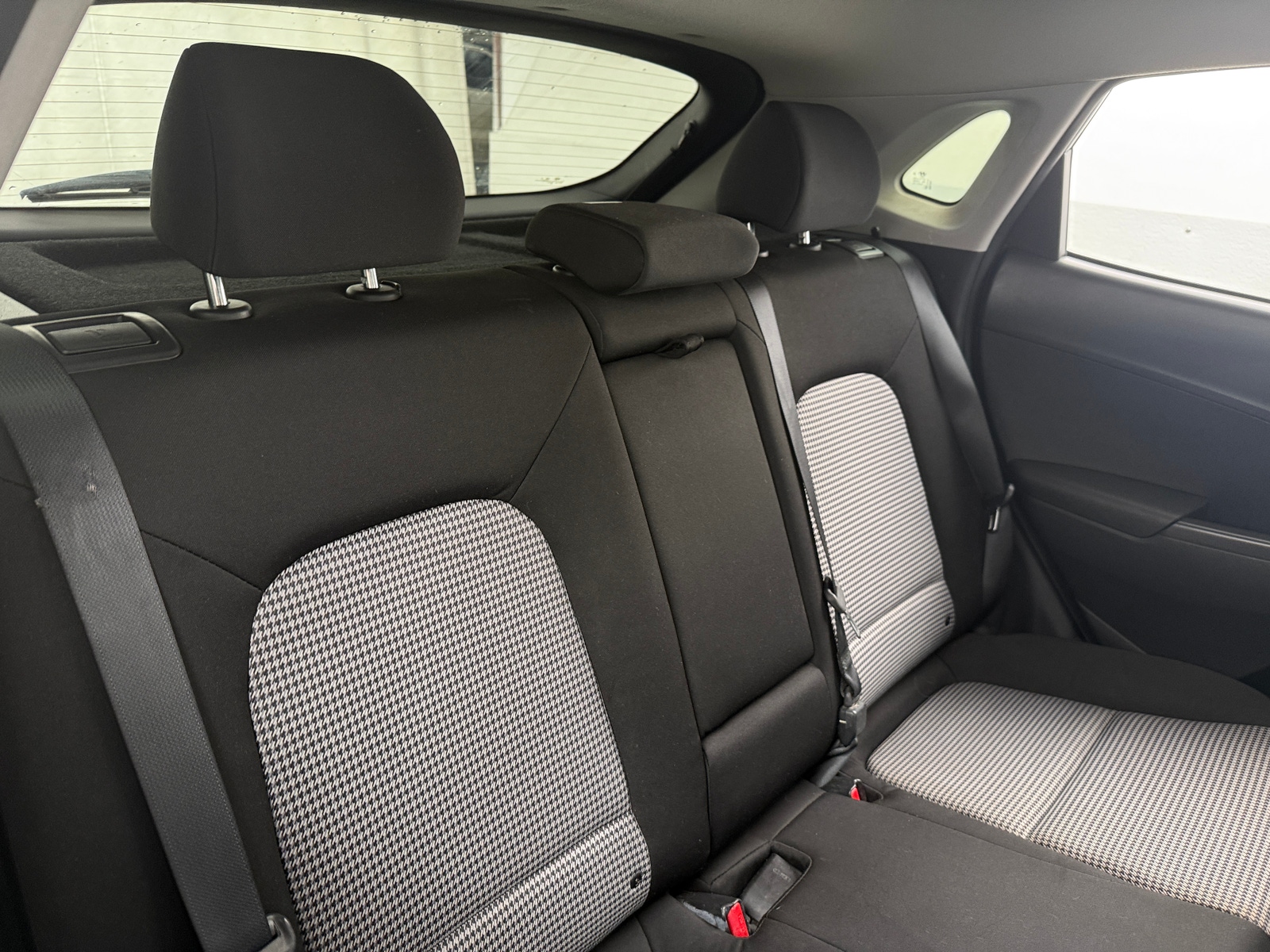 Thumbnail: 2021 Hyundai Kona - 6