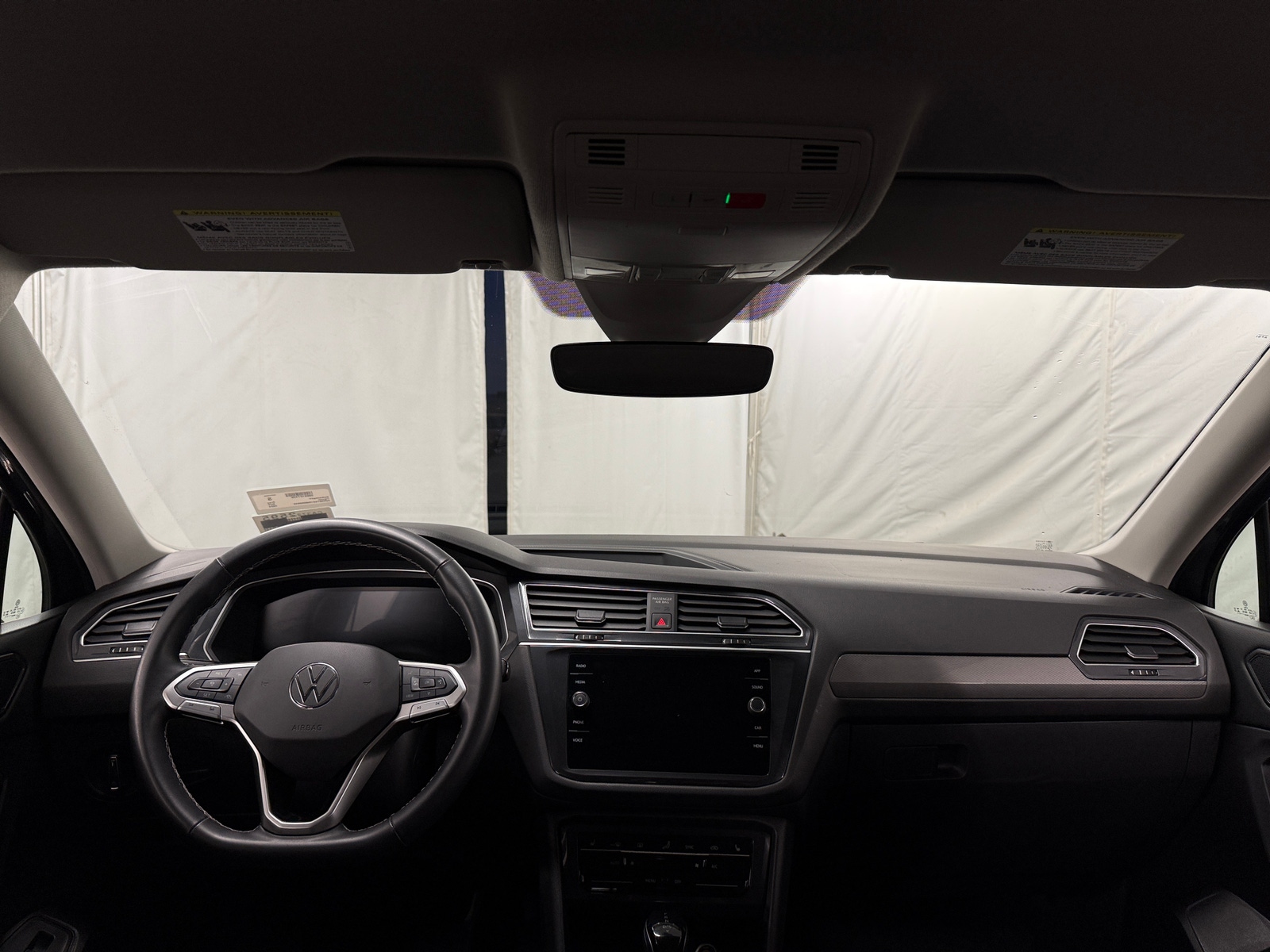 Thumbnail: 2024 Volkswagen Tiguan - 2