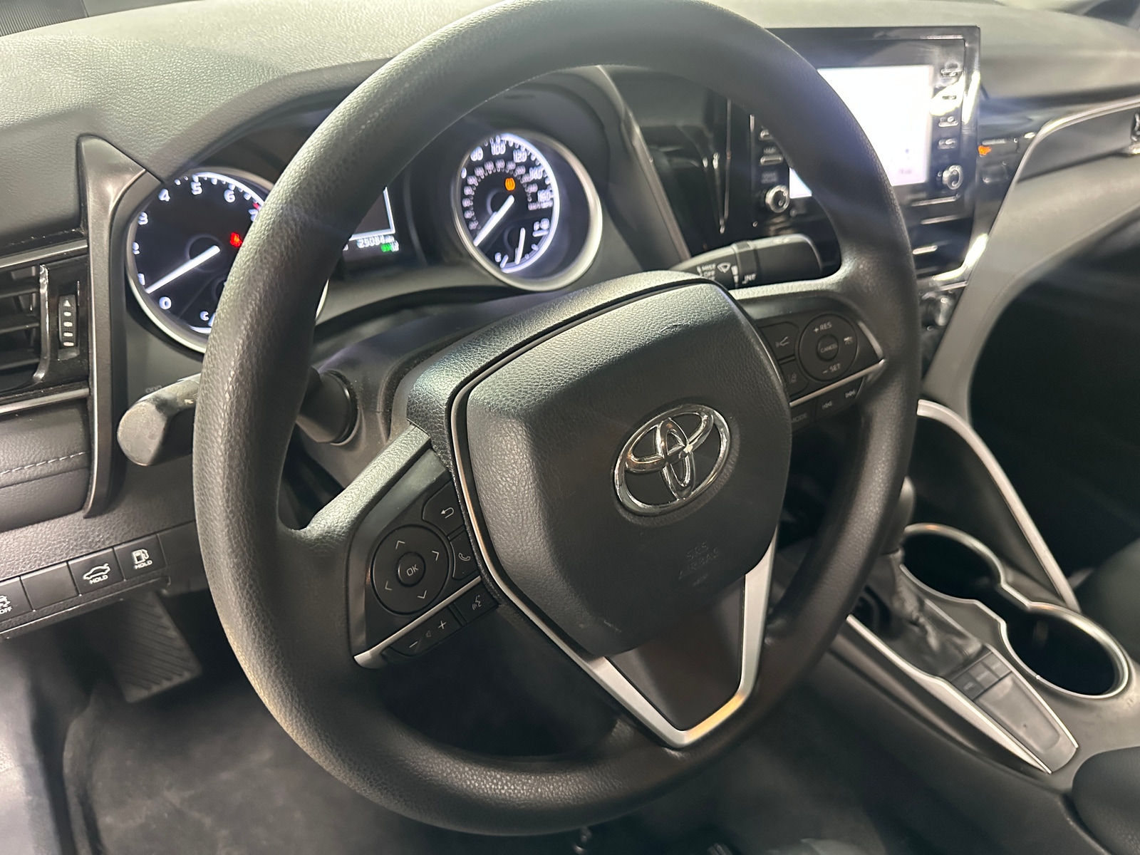 Thumbnail: 2023 Toyota Camry - 5