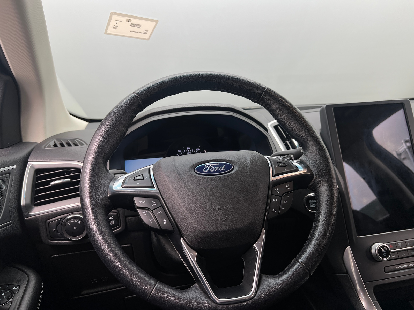 Thumbnail: 2023 Ford Edge - 4