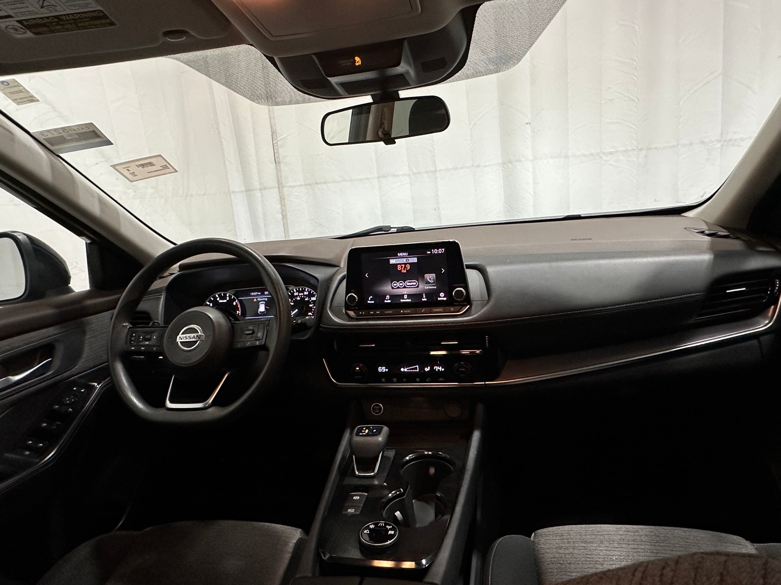 Thumbnail: 2021 Nissan Rogue - 3